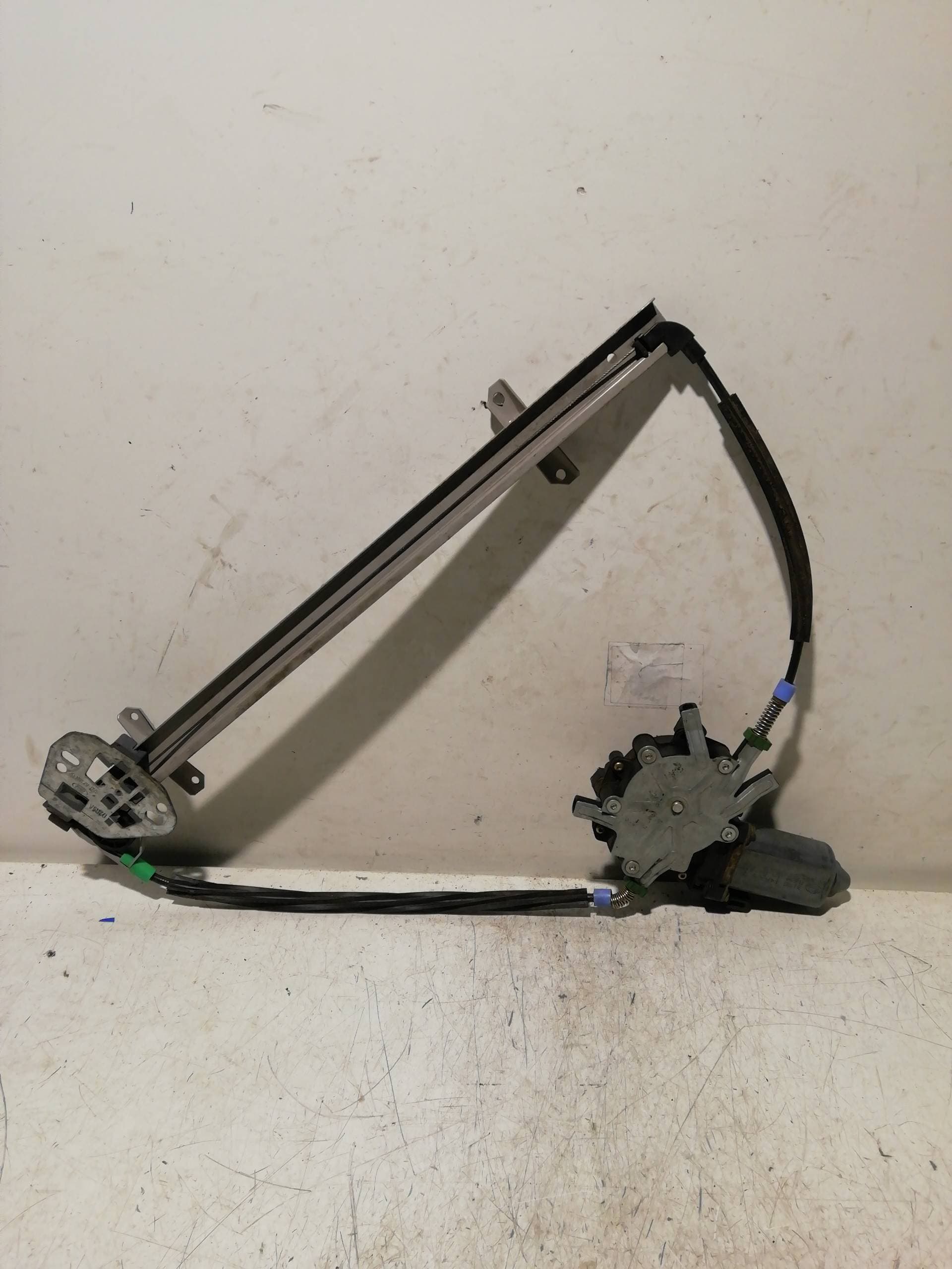 Elevalunas delantero izquierdo FORD ESCORT BERLINA