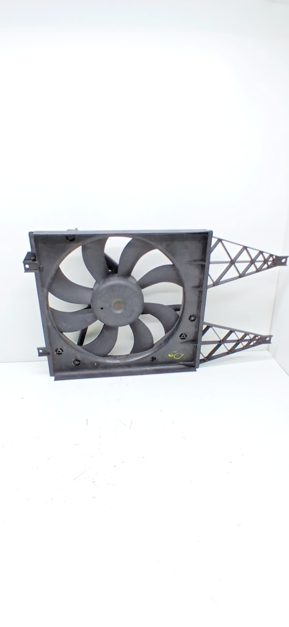 Electroventilador VOLKSWAGEN POLO (9N1) 2