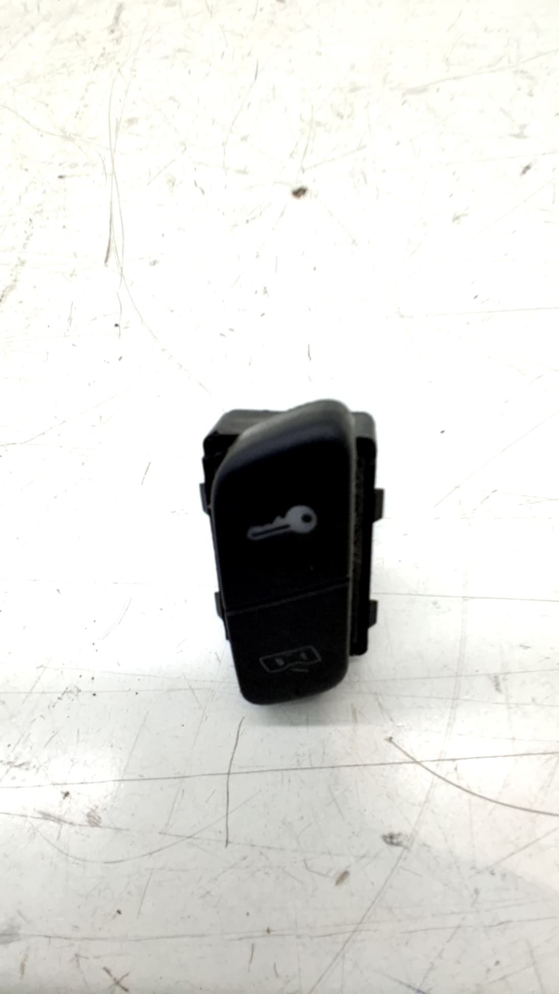 Mando multifuncion VOLKSWAGEN POLO (9N1)