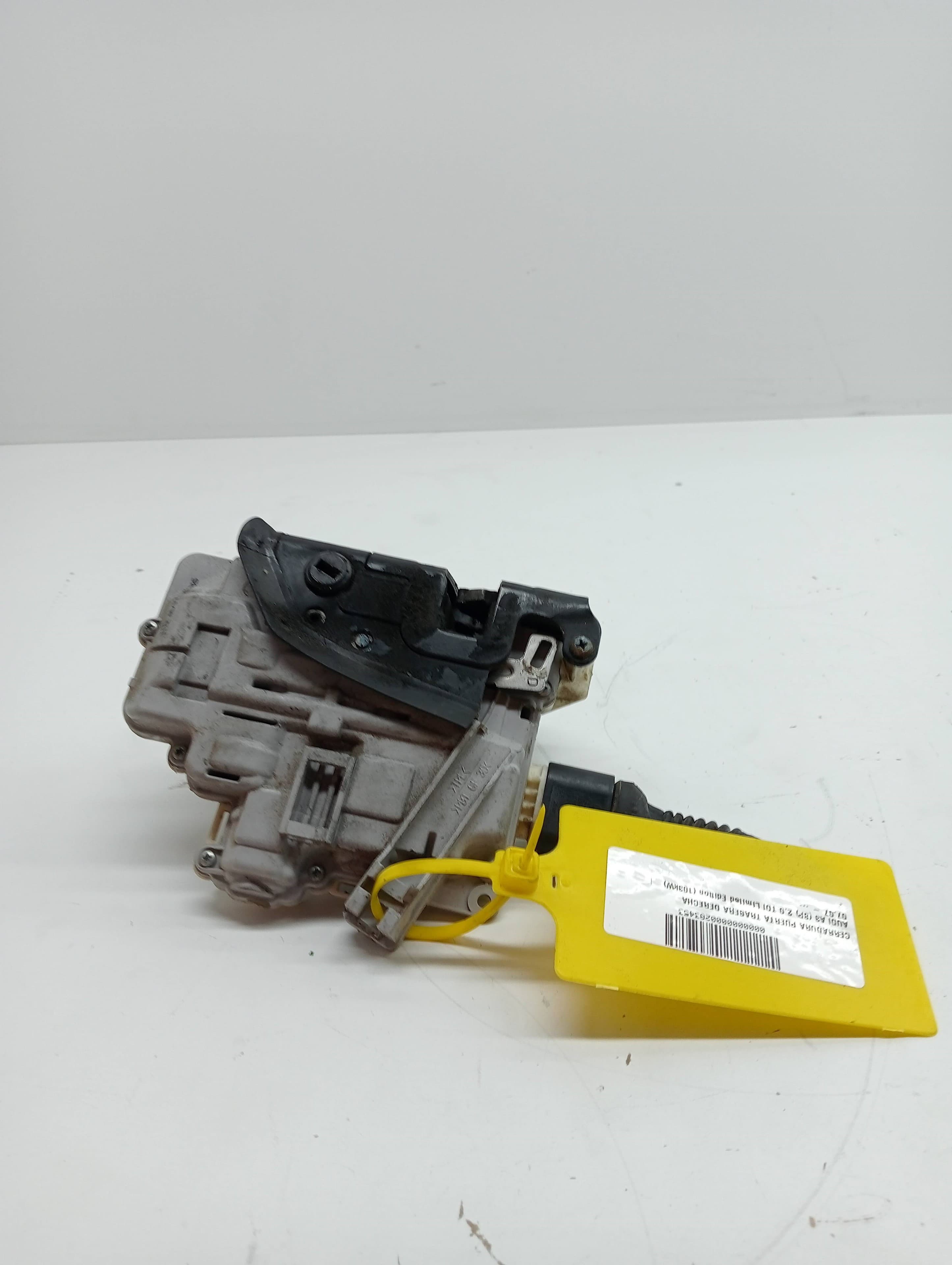 Cerradura puerta trasera derecha AUDI A3 (8P)