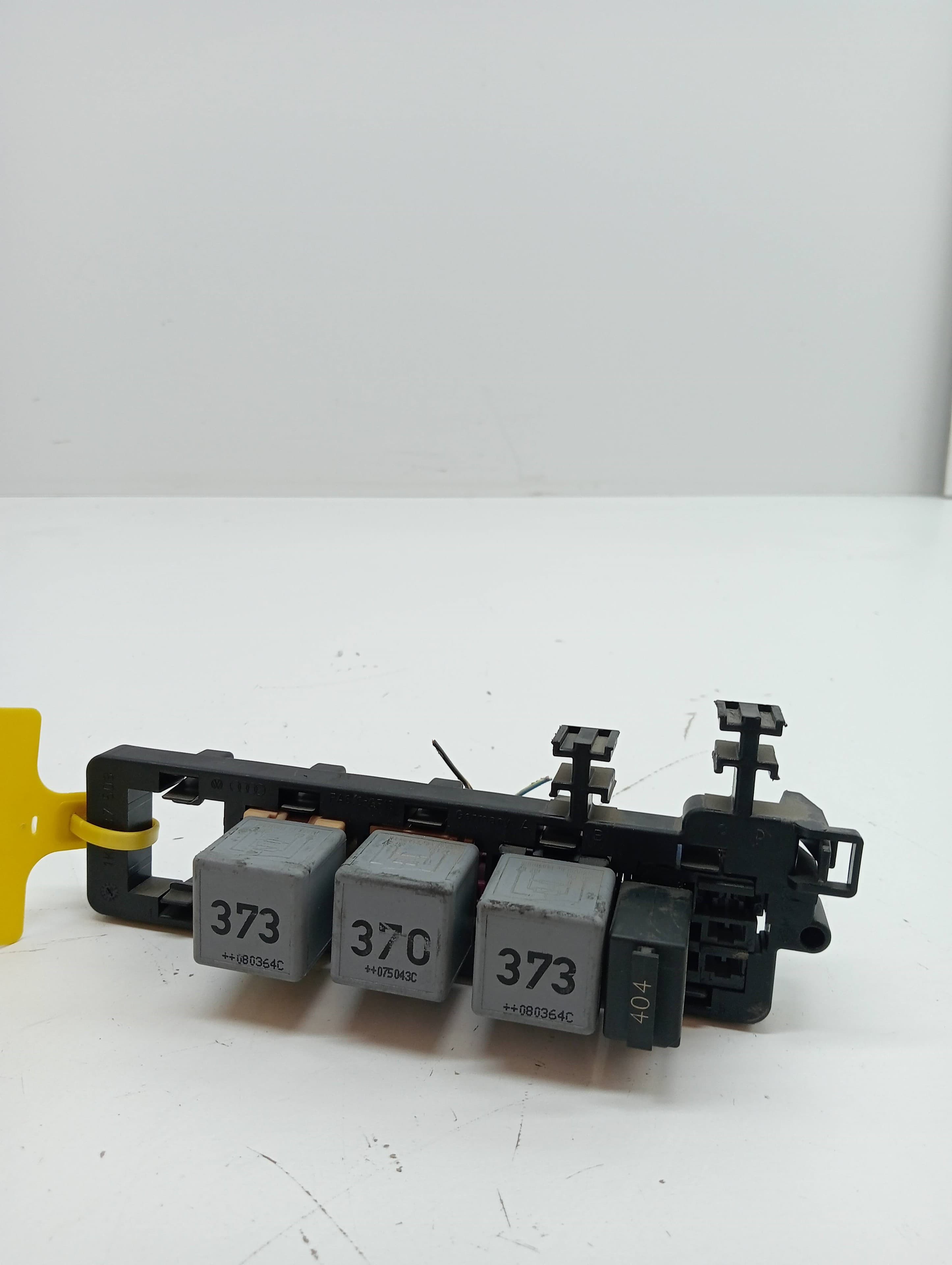 Caja reles / fusibles AUDI A3 (8P)