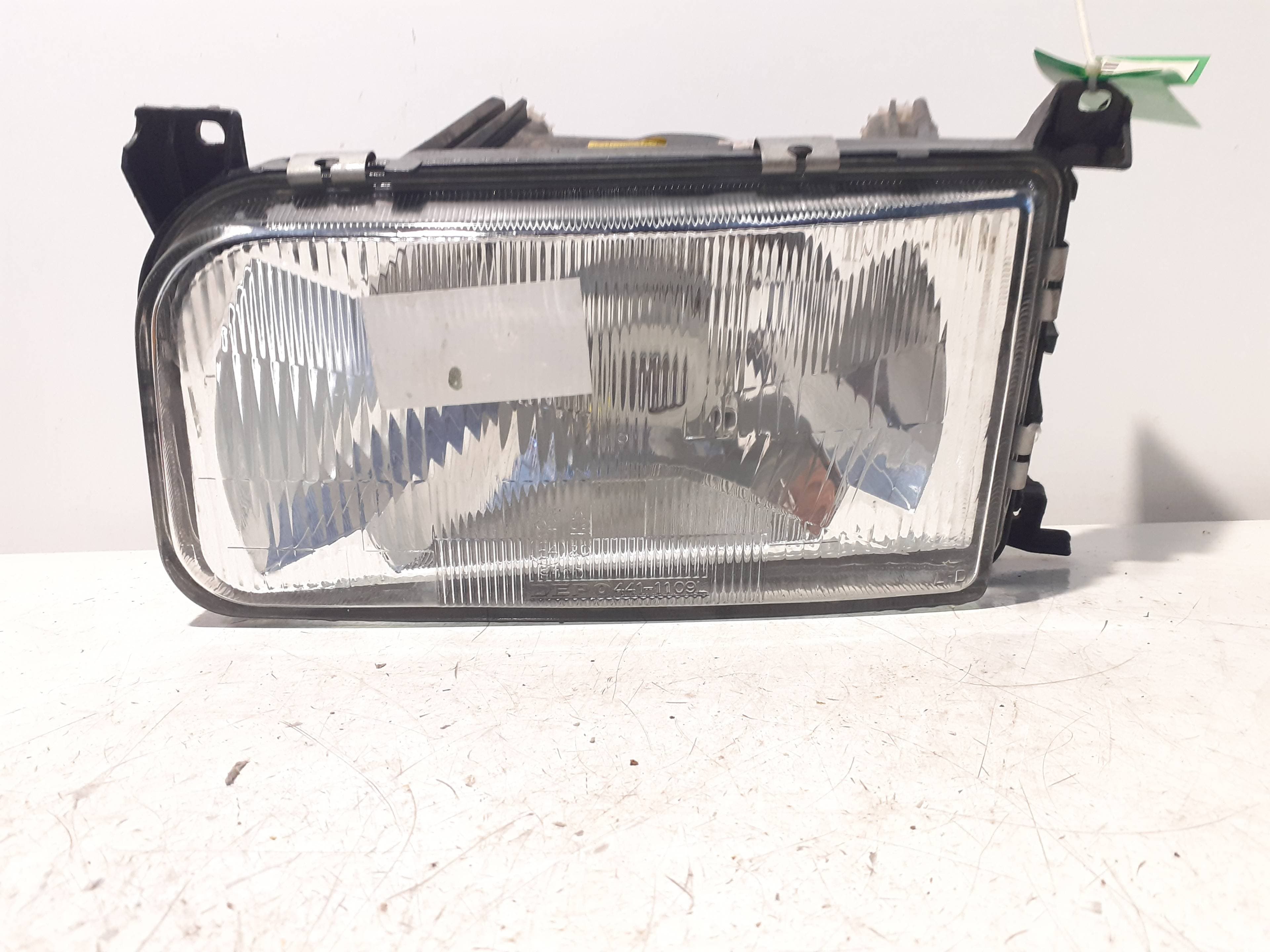 Faro izquierdo VOLKSWAGEN PASSAT VARIANT (315)