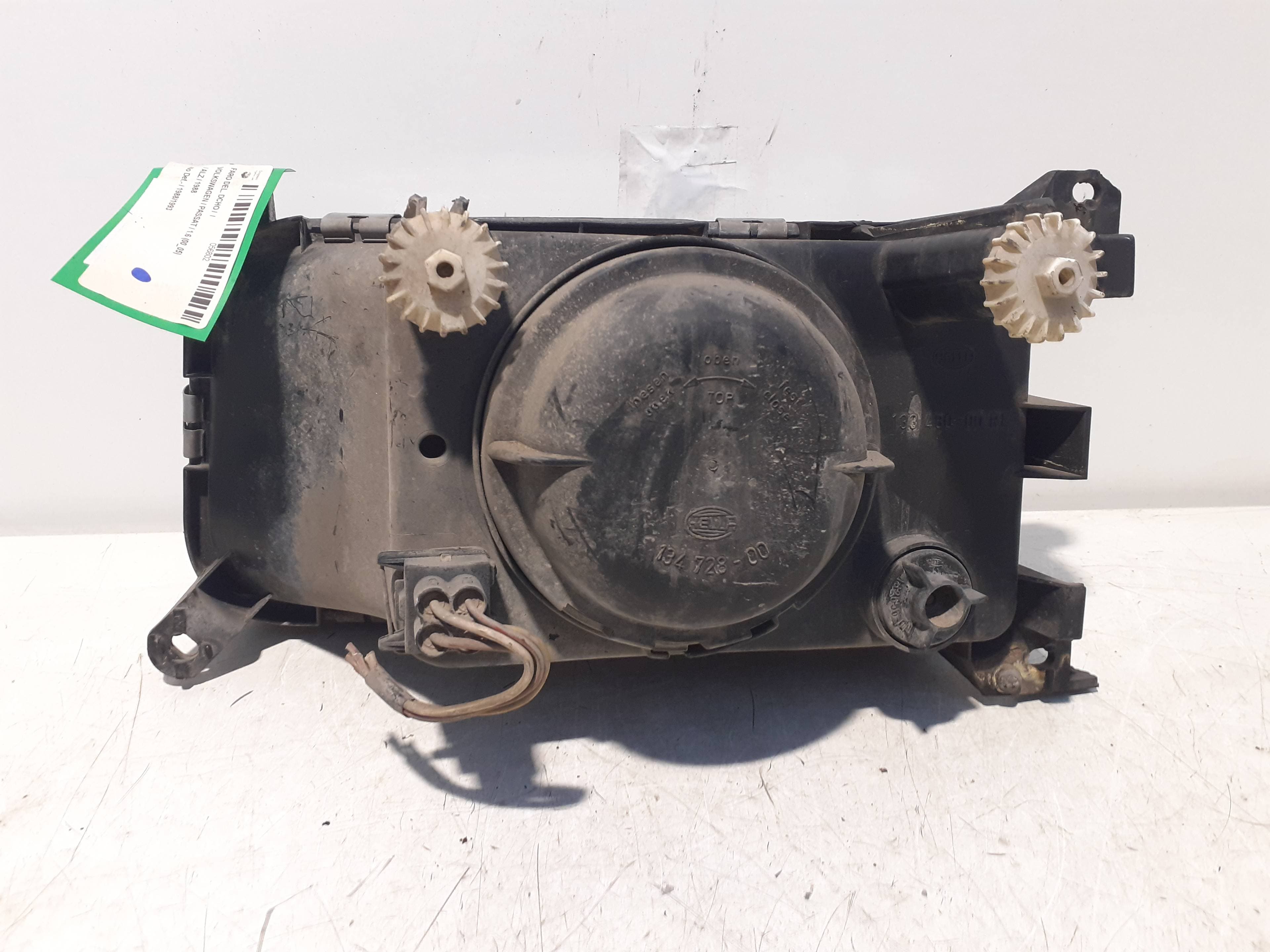 Faro derecho VOLKSWAGEN PASSAT VARIANT (315) 3