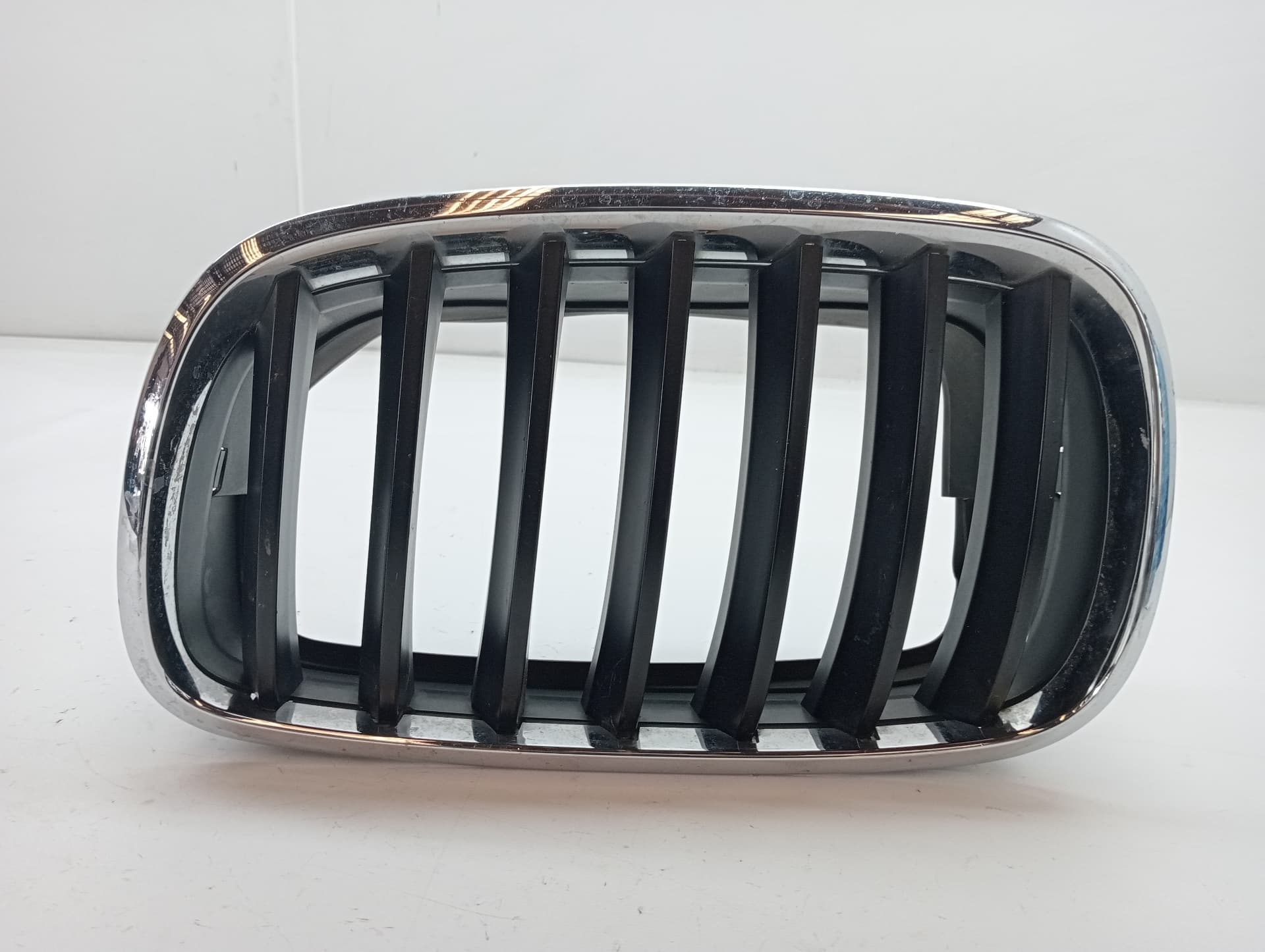 Recambio BMW X5 (E70) ref. 51137157687