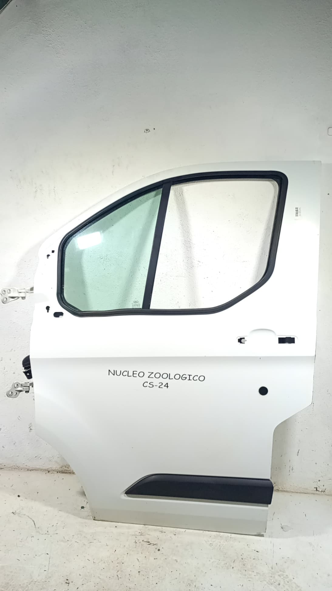 Puerta delantera izquierda FORD TRANSIT CUSTOM KASTEN