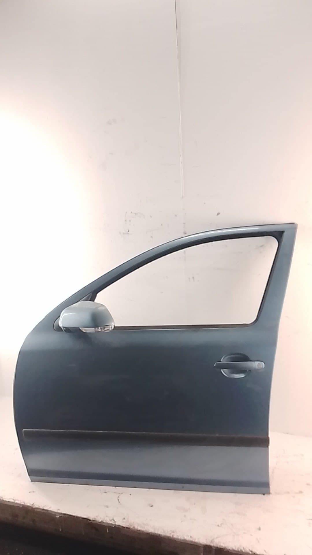 Puerta delantera izquierda SKODA OCTAVIA II COMBI (1Z5)