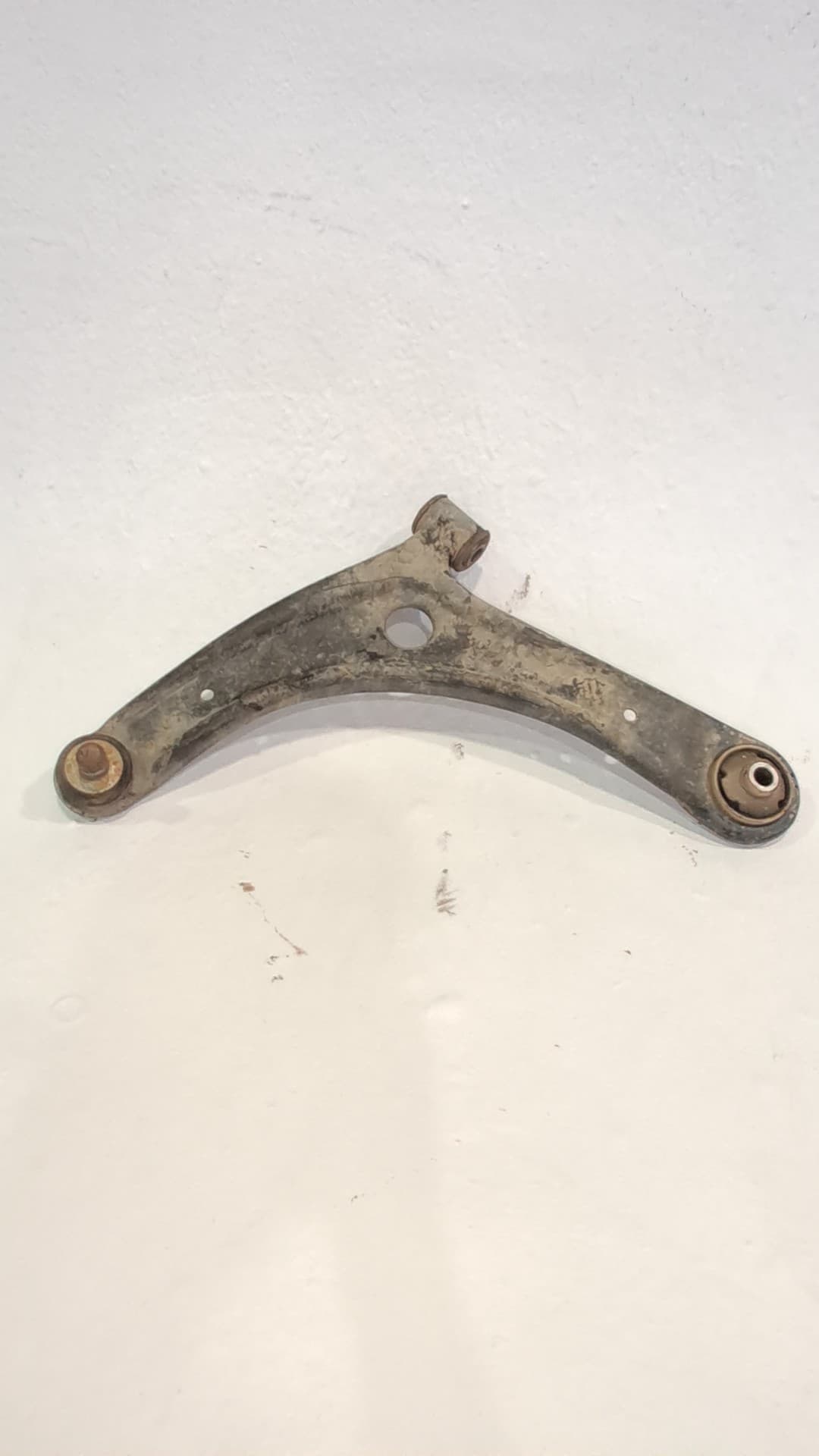 Brazo suspension inferior delantero izquierdo JEEP COMPASS (MK49)