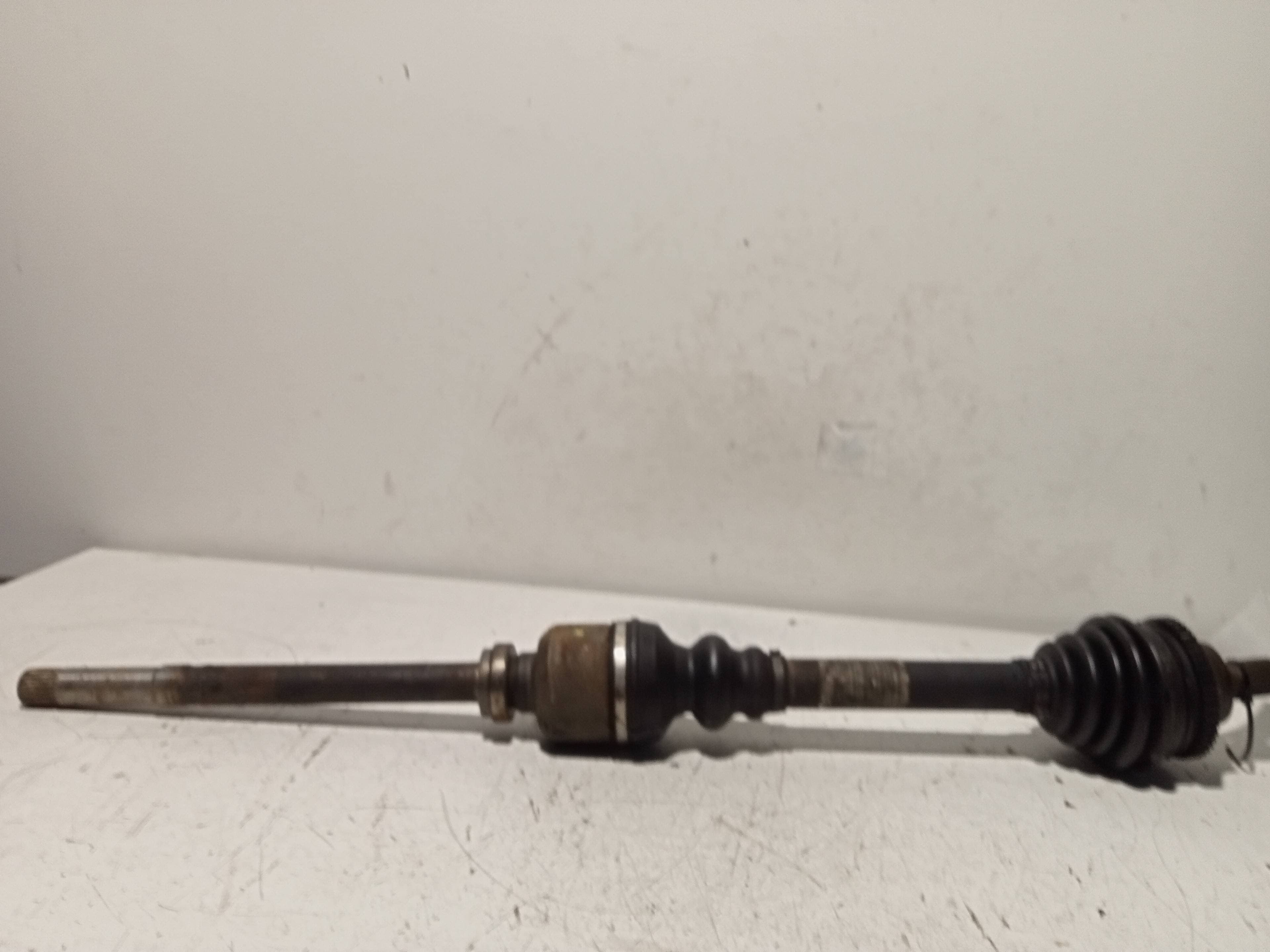 Transmision delantera derecha PEUGEOT 206 BERLINA