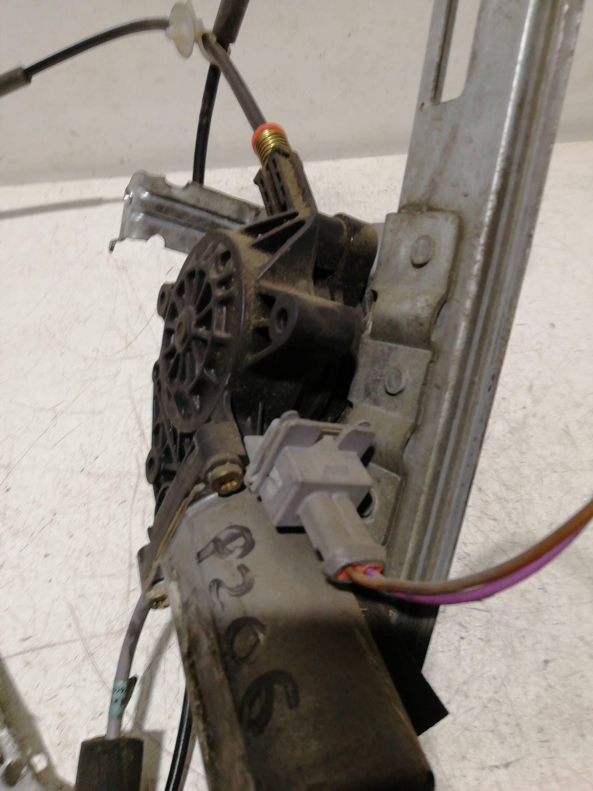 Elevalunas delantero izquierdo PEUGEOT 206 BERLINA 2