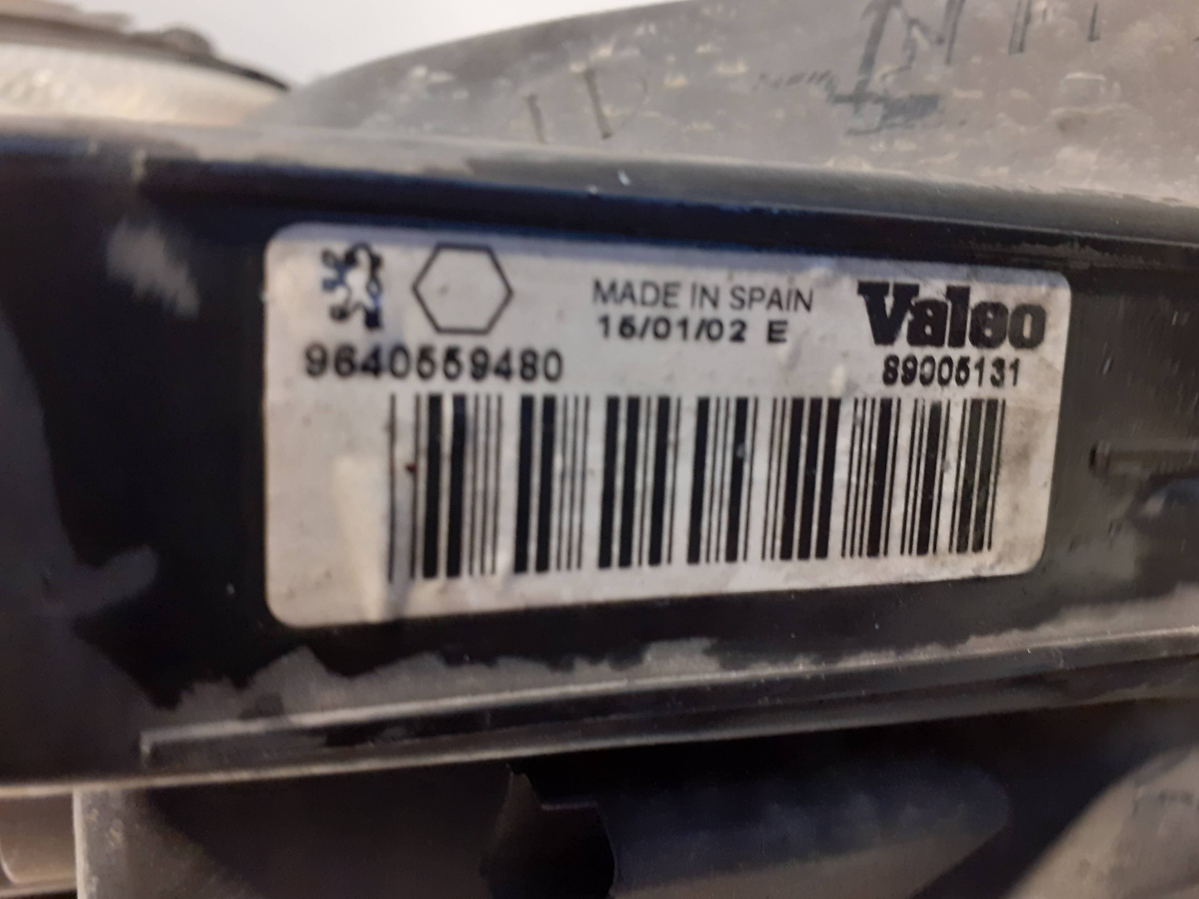 Faro izquierdo PEUGEOT 206 BERLINA 2