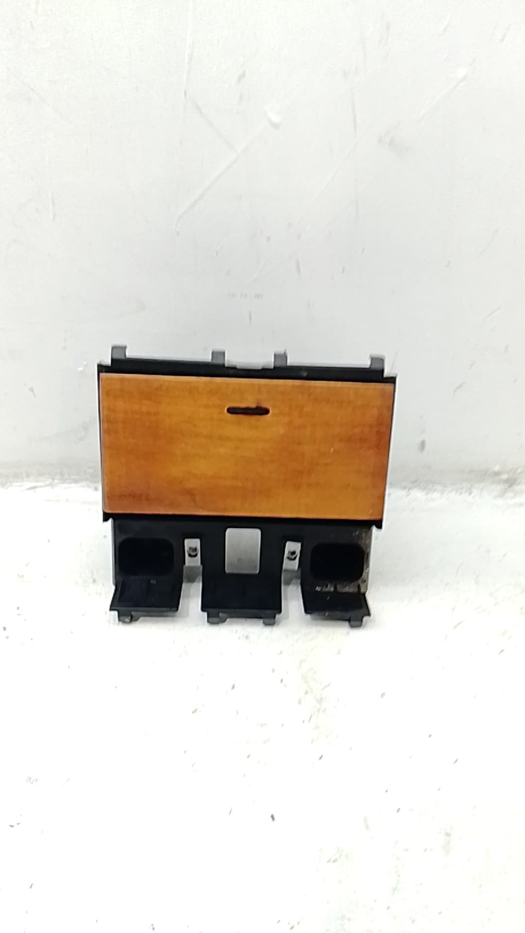 Guantera JAGUAR XF I (X250)