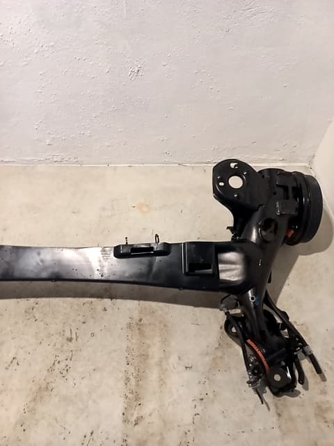 Puente trasero OPEL CORSA E