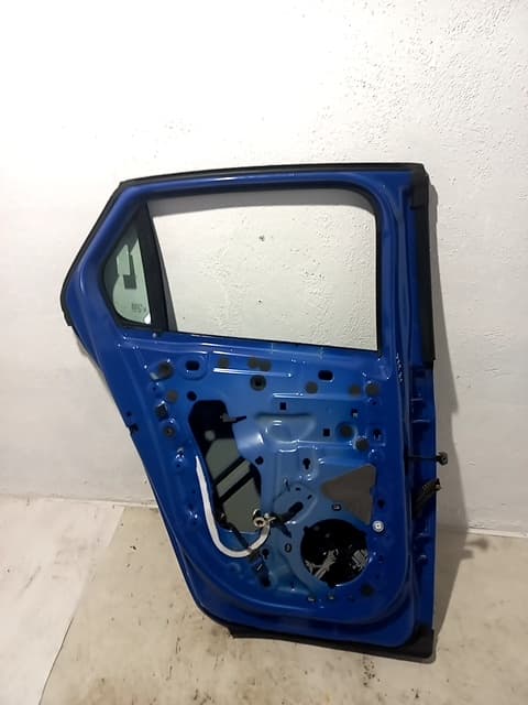 Puerta trasera izquierda OPEL CORSA E 2