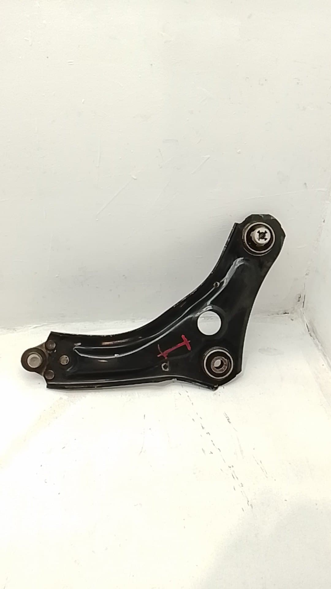 Brazo suspension inferior delantero izquierdo RENAULT MEGANE IV BERLINA 5P