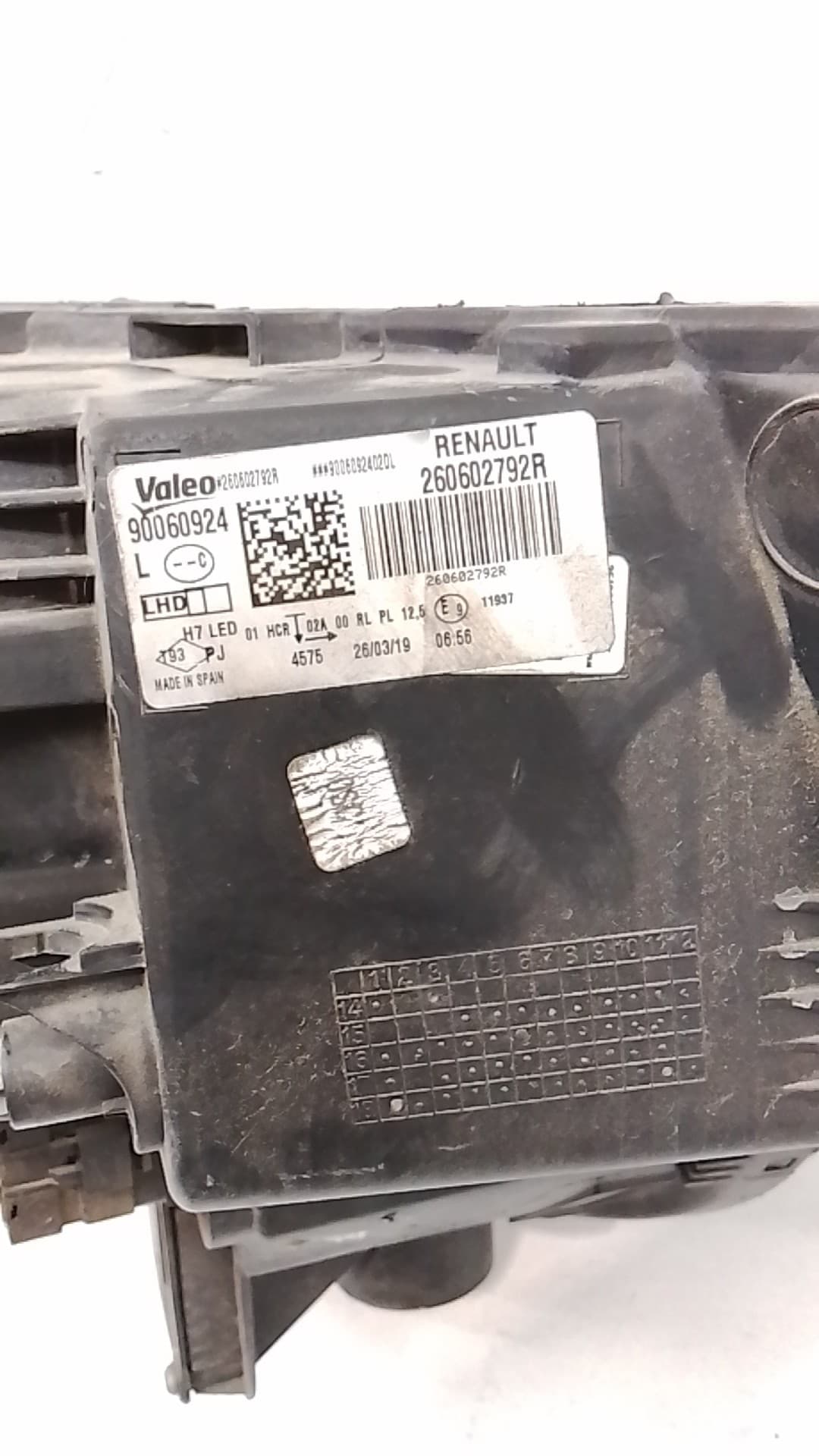 Faro izquierdo RENAULT MEGANE IV BERLINA 5P 3