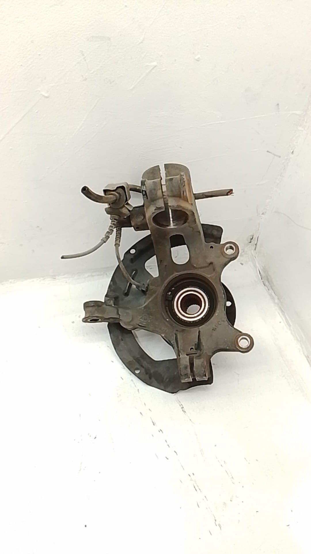 Mangueta delantera izquierda RENAULT MEGANE IV BERLINA 5P 3