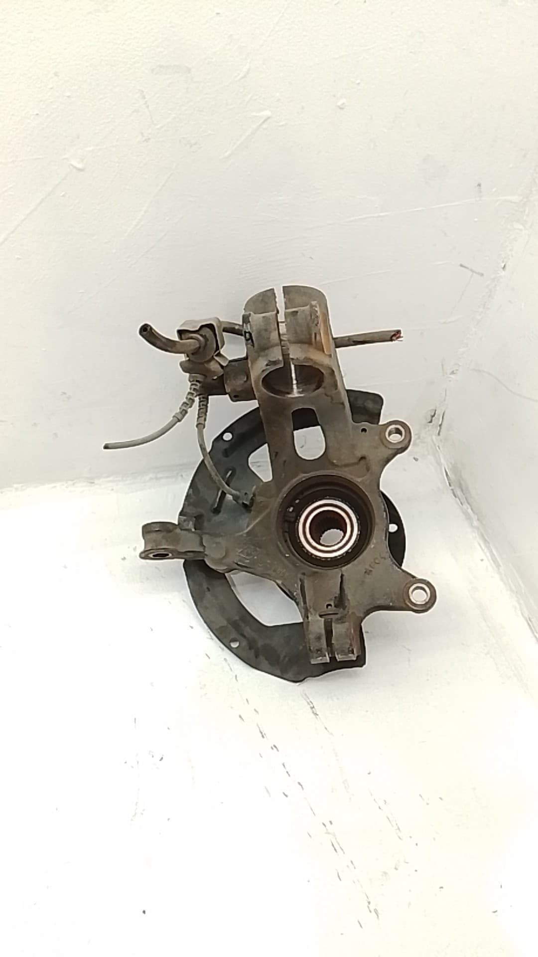 Mangueta delantera izquierda RENAULT MEGANE IV BERLINA 5P 2
