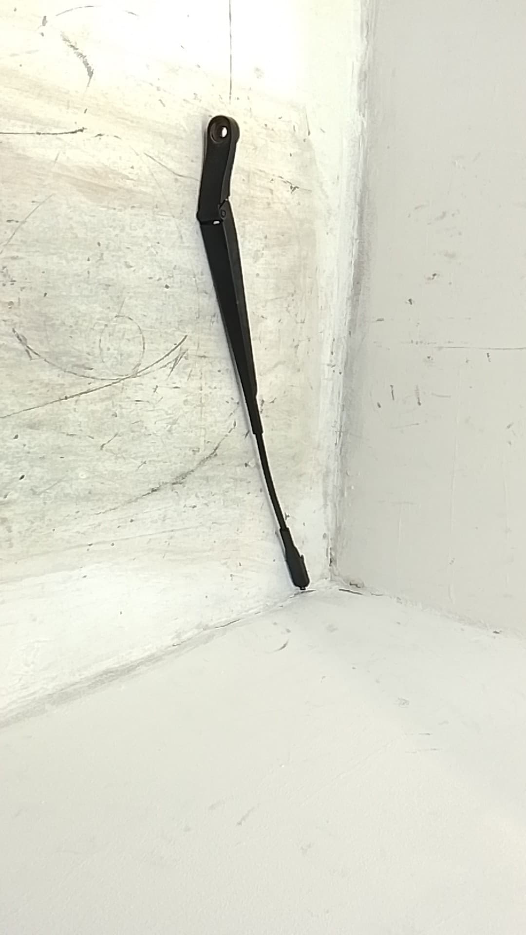 Brazo limpia delantero izquierdo OPEL ZAFIRA B 2