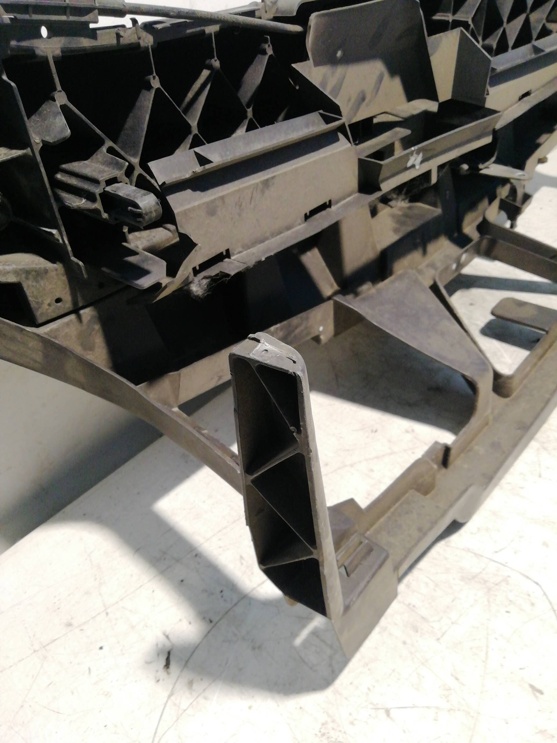 Panel frontal RENAULT SCENIC II 4