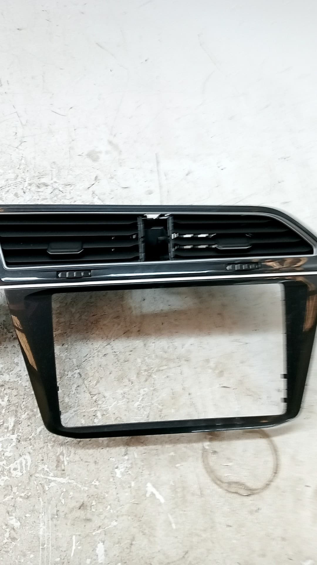 Recambio VOLKSWAGEN TIGUAN (AX1) ref. 5NB857189G 3