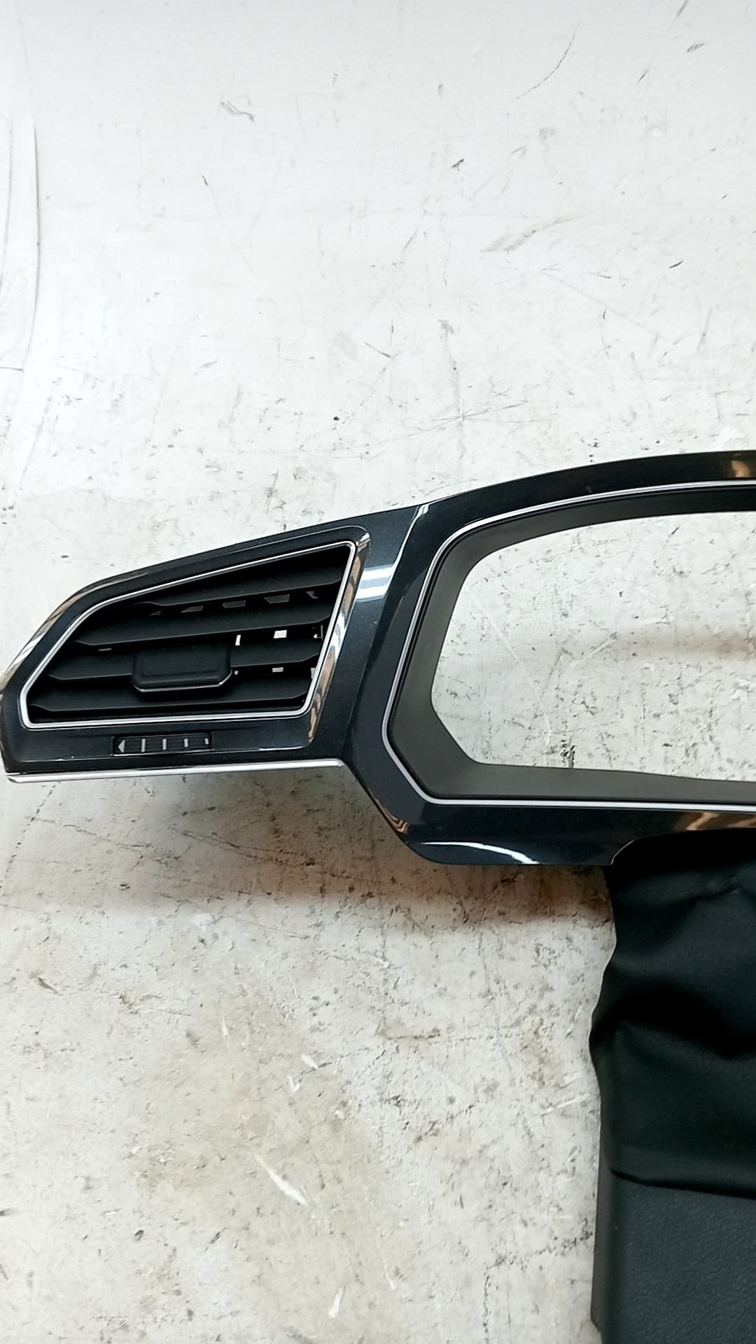 Recambio VOLKSWAGEN TIGUAN (AX1) ref. 5NB857189G 2