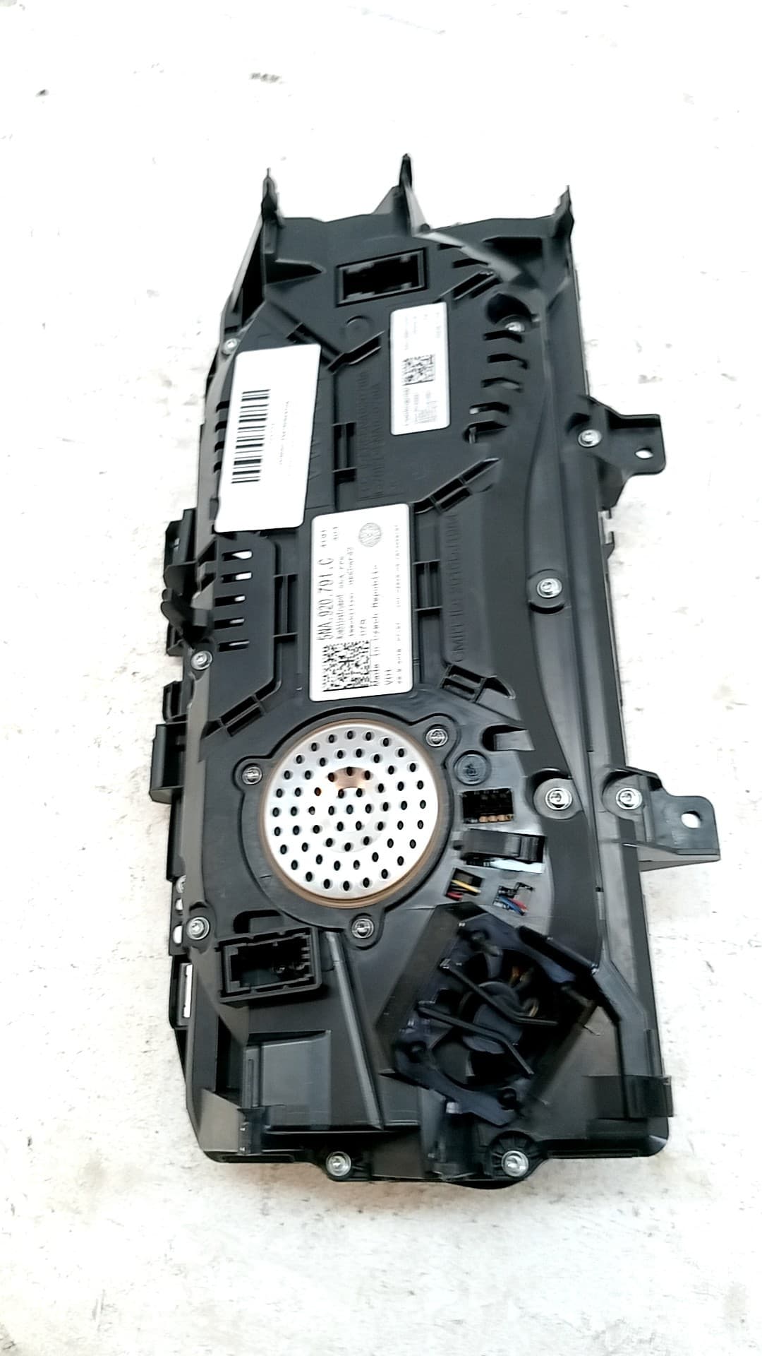 Cuadro instrumentos VOLKSWAGEN TIGUAN (AX1) 4