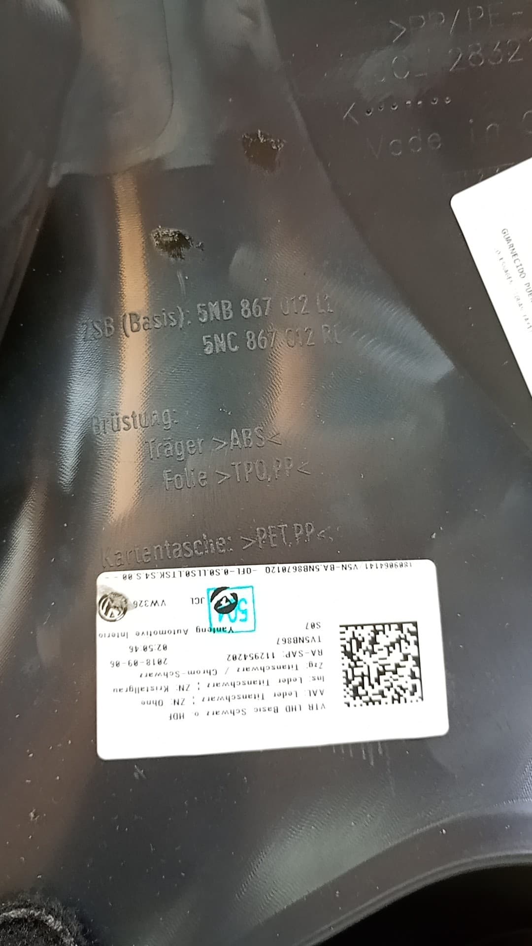 Guarnecido puerta delantera derecha VOLKSWAGEN TIGUAN (AX1) 3