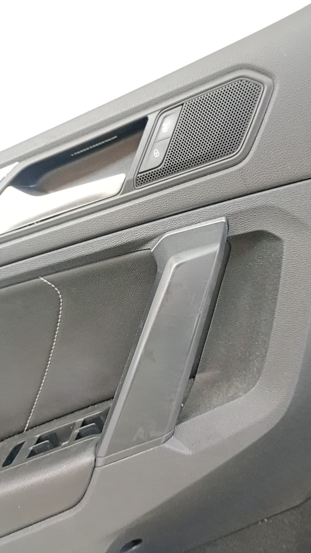 Recambio VOLKSWAGEN TIGUAN (AX1) ref. 5NB867011AN 4