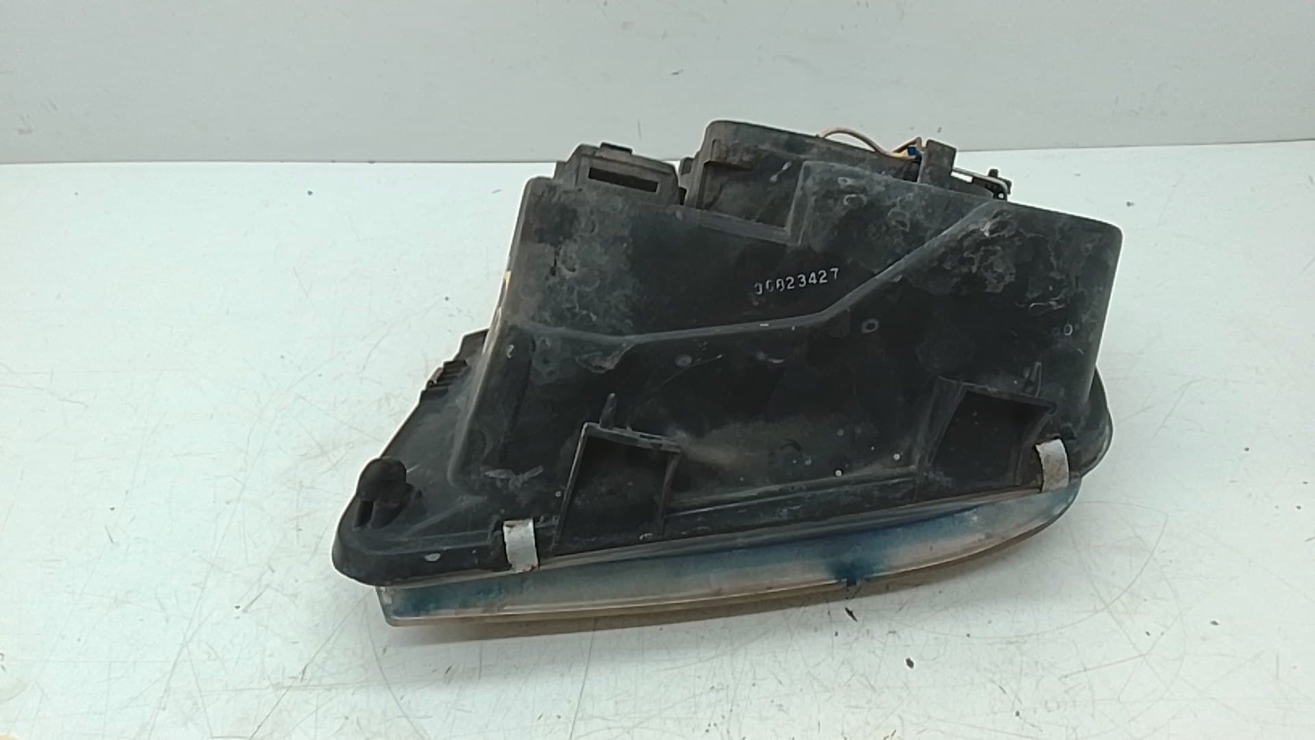 Faro derecho VOLKSWAGEN BORA BERLINA (1J2) 2