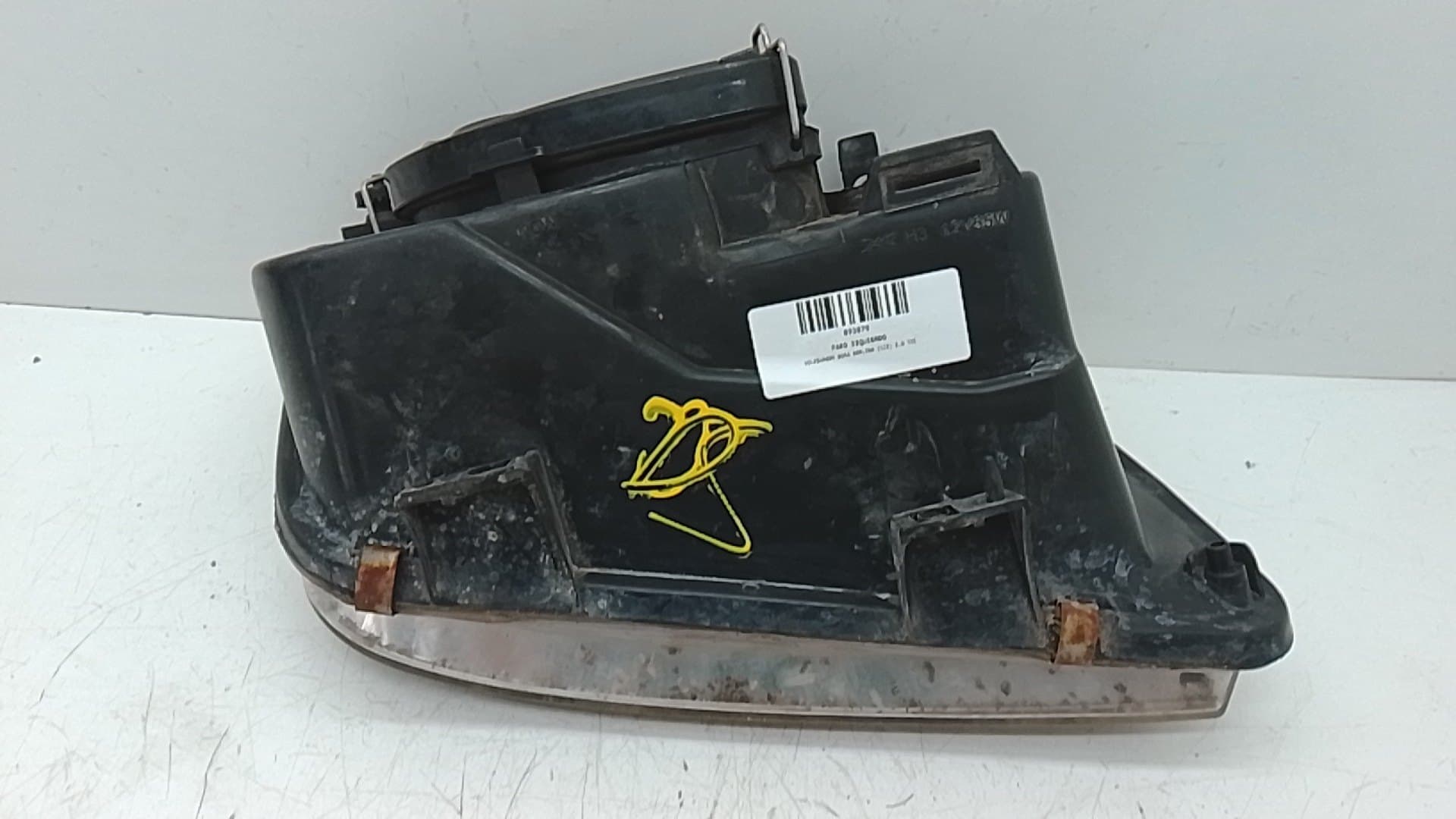 Faro izquierdo VOLKSWAGEN BORA BERLINA (1J2) 2