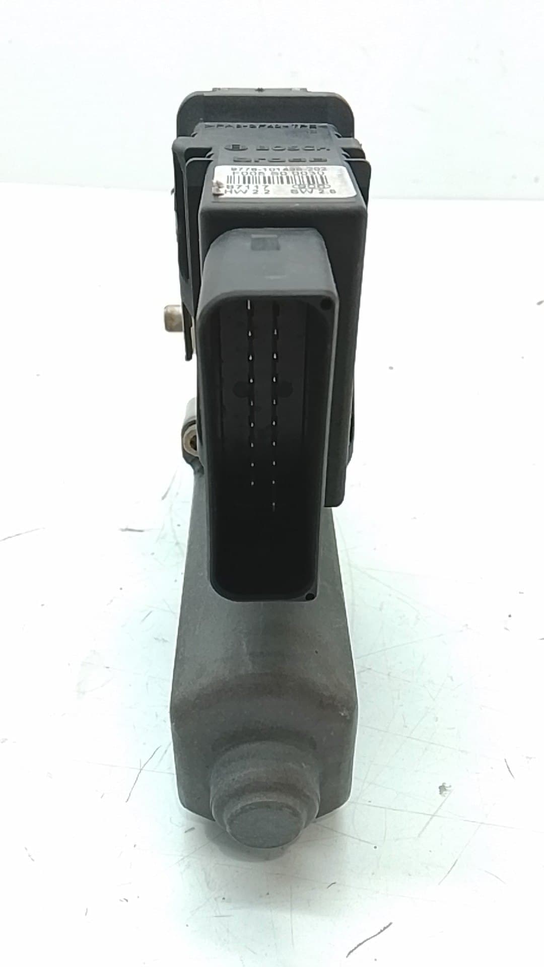 Motor elevalunas delantero izquierdo VOLKSWAGEN BORA BERLINA (1J2) 2