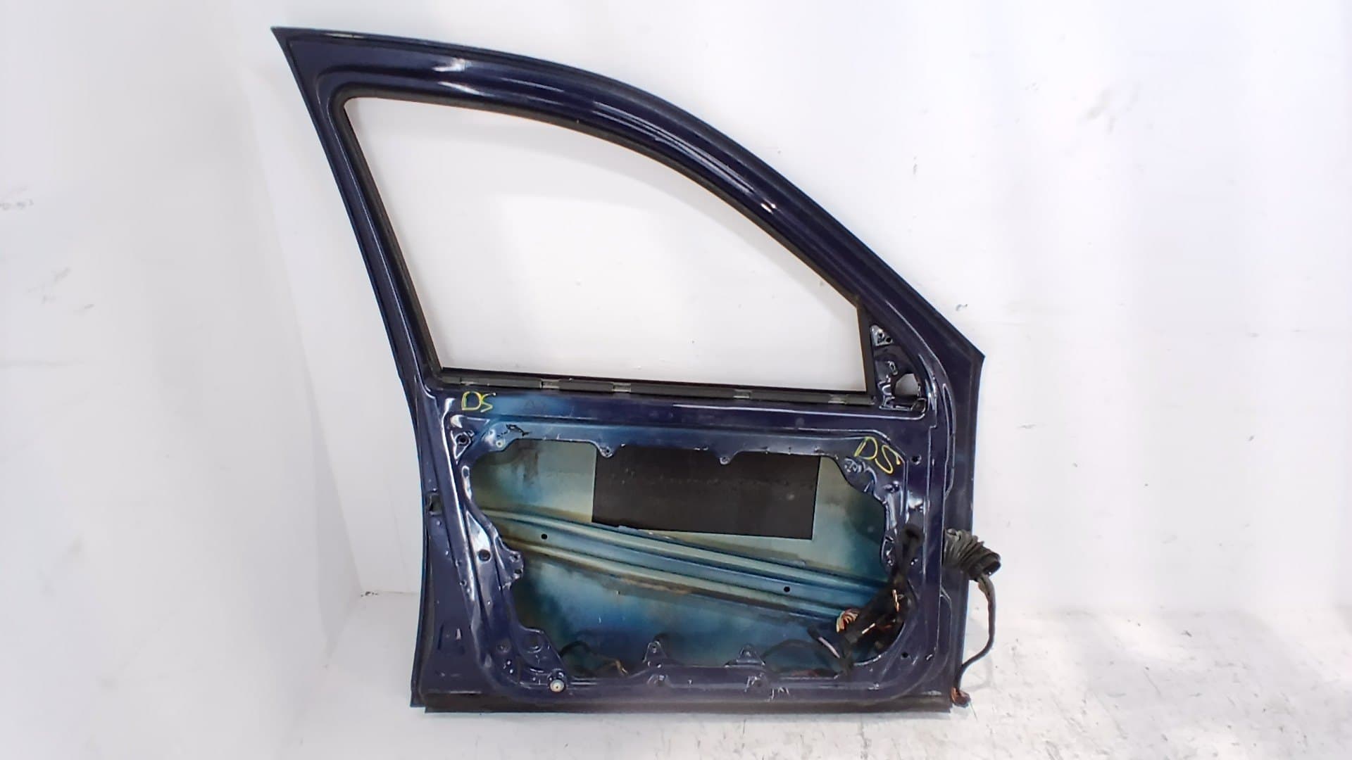 Puerta delantera izquierda VOLKSWAGEN BORA BERLINA (1J2) 3