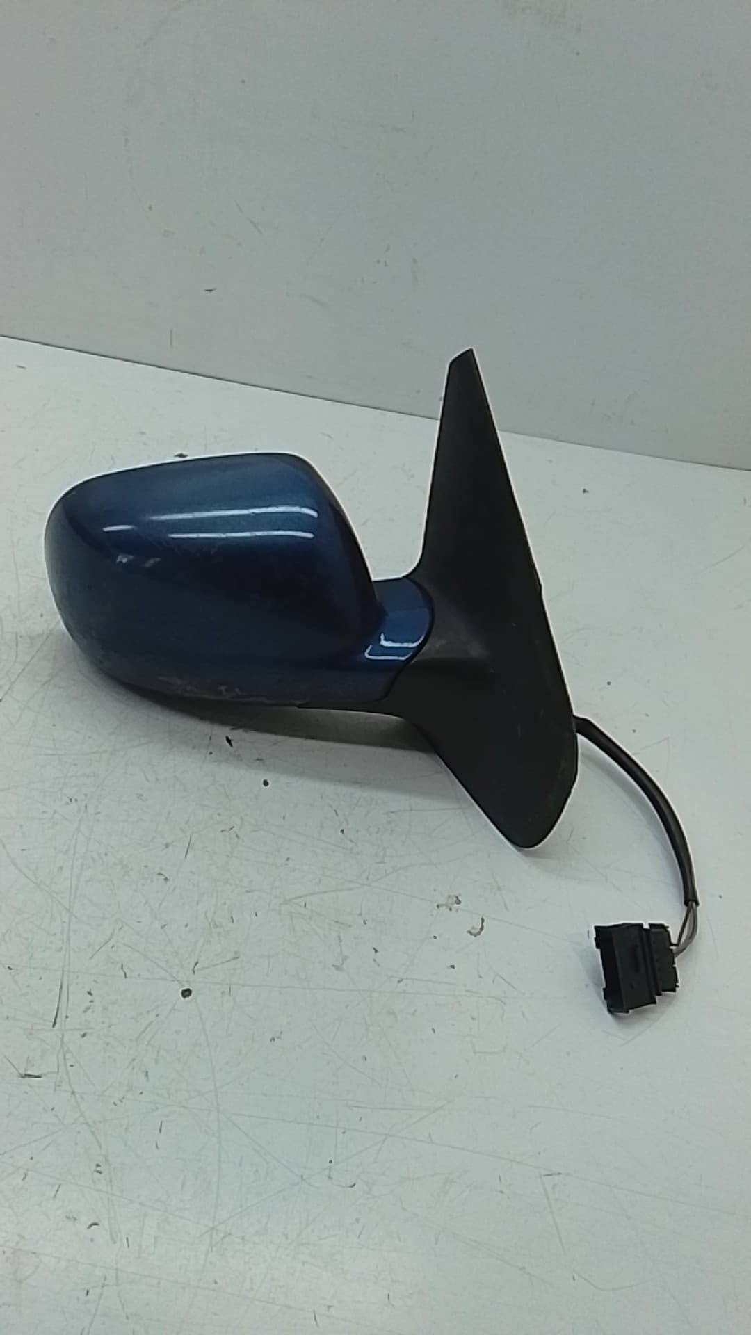 Retrovisor derecho VOLKSWAGEN BORA BERLINA (1J2) 4