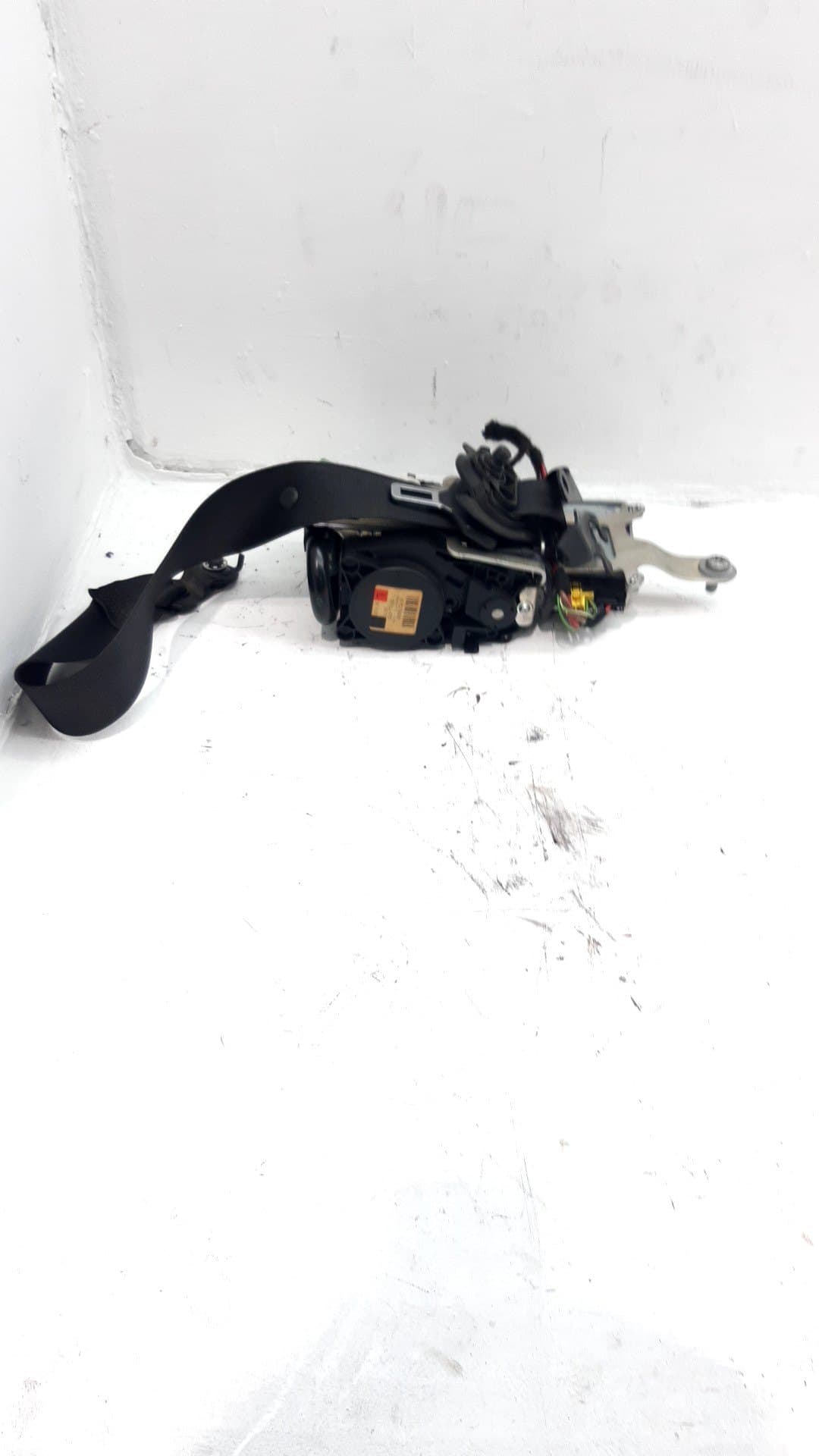 Cinturon seguridad delantero izquierdo MERCEDES-BENZ CLASE C (W203) BERLINA