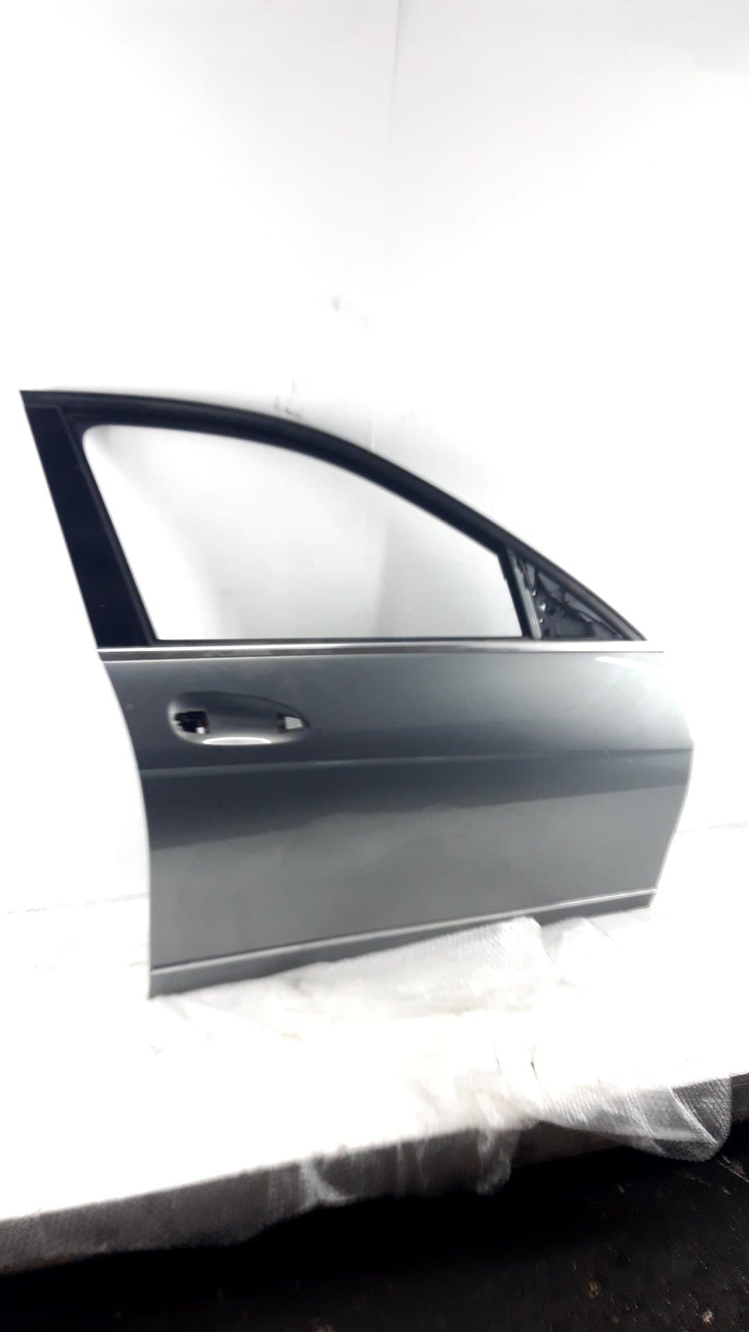 Puerta delantera derecha MERCEDES-BENZ CLASE C (W203) BERLINA