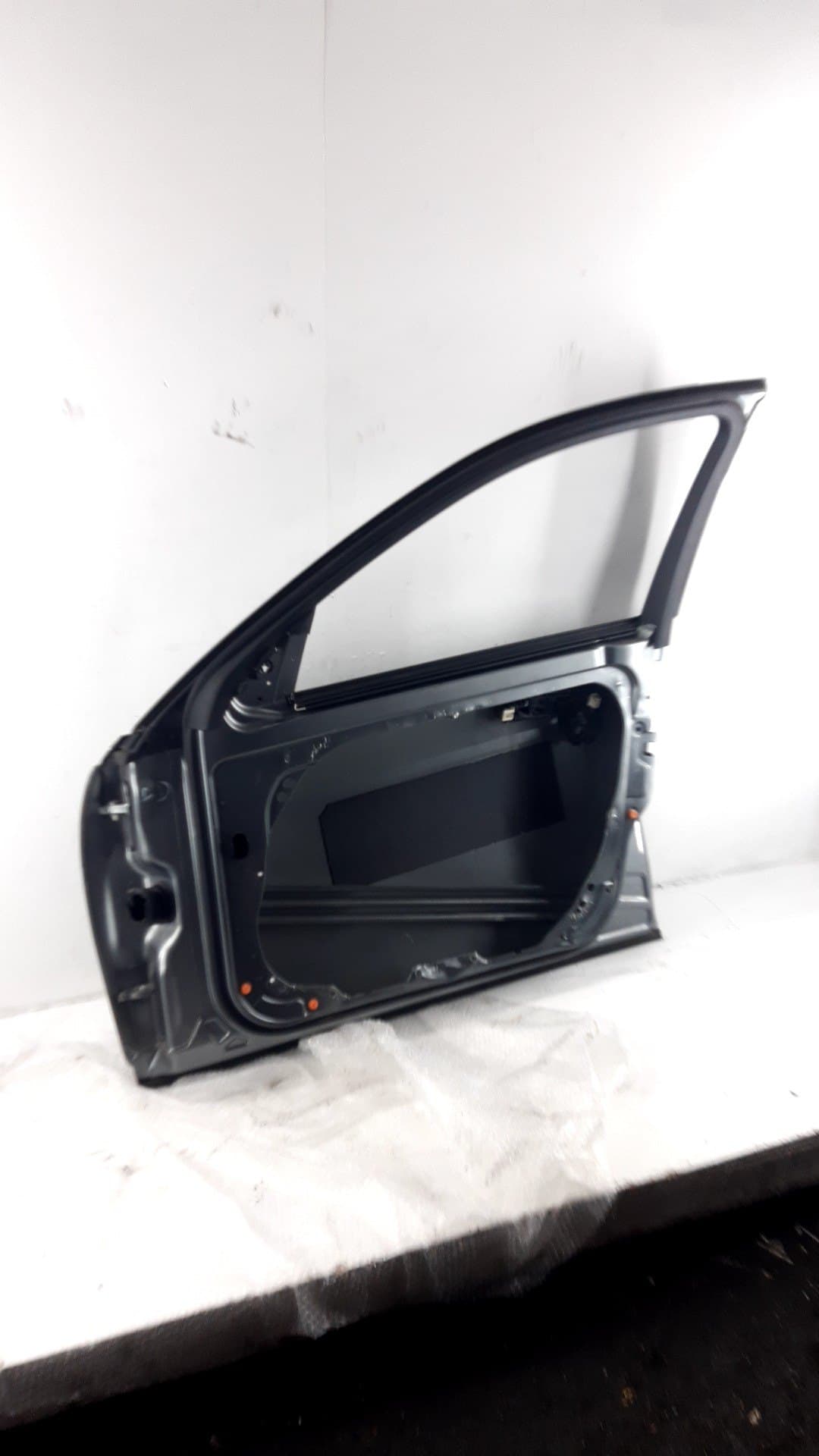 Puerta delantera derecha MERCEDES-BENZ CLASE C (W203) BERLINA 2