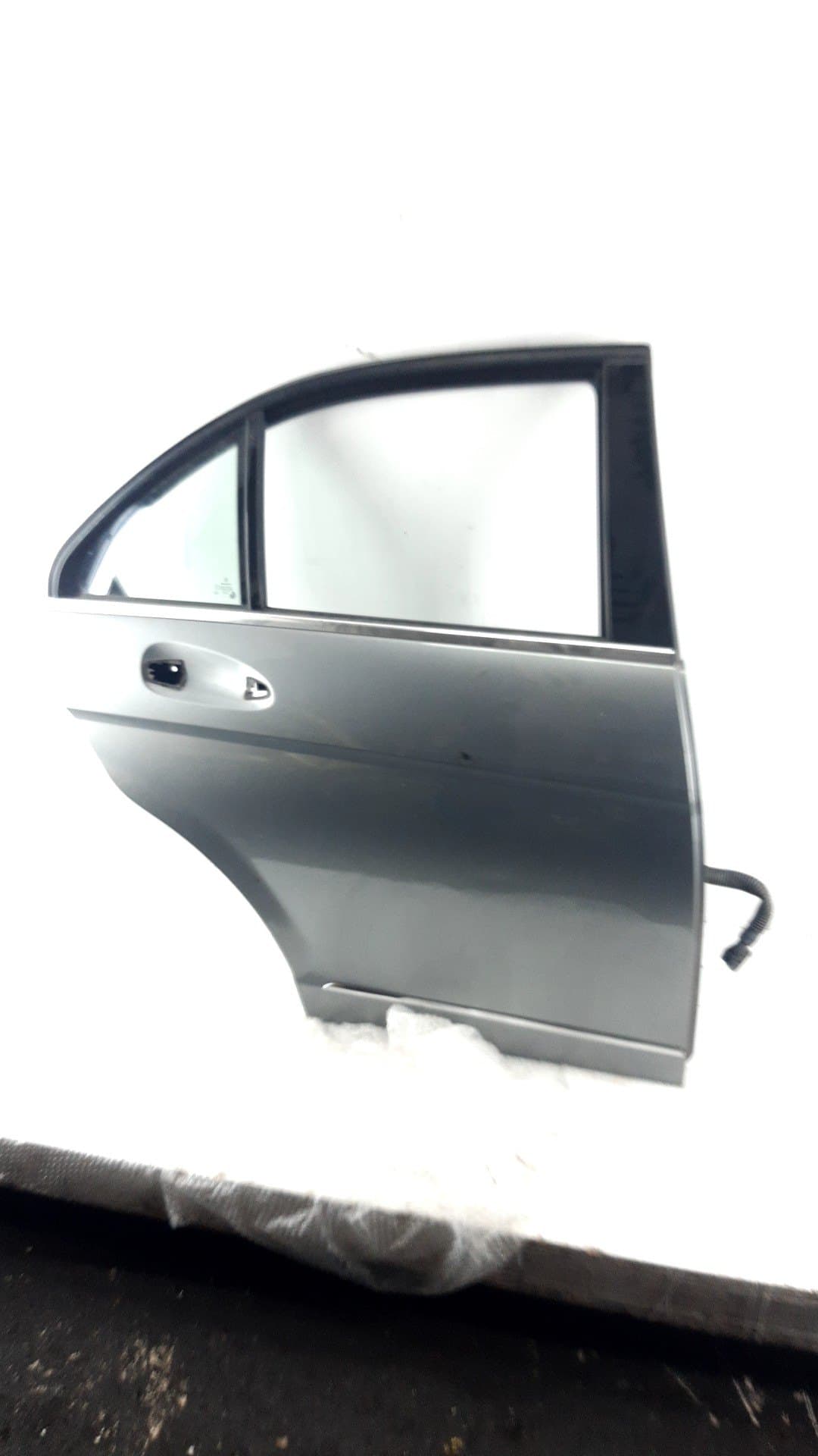 Puerta trasera derecha MERCEDES-BENZ CLASE C (W203) BERLINA