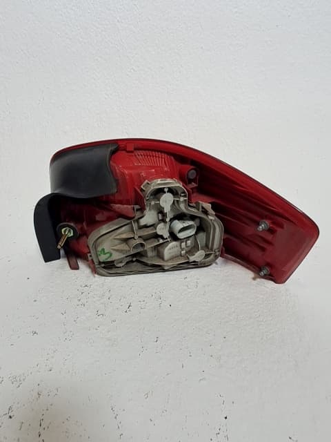 Piloto trasero izquierdo AUDI A3 (8L) 4