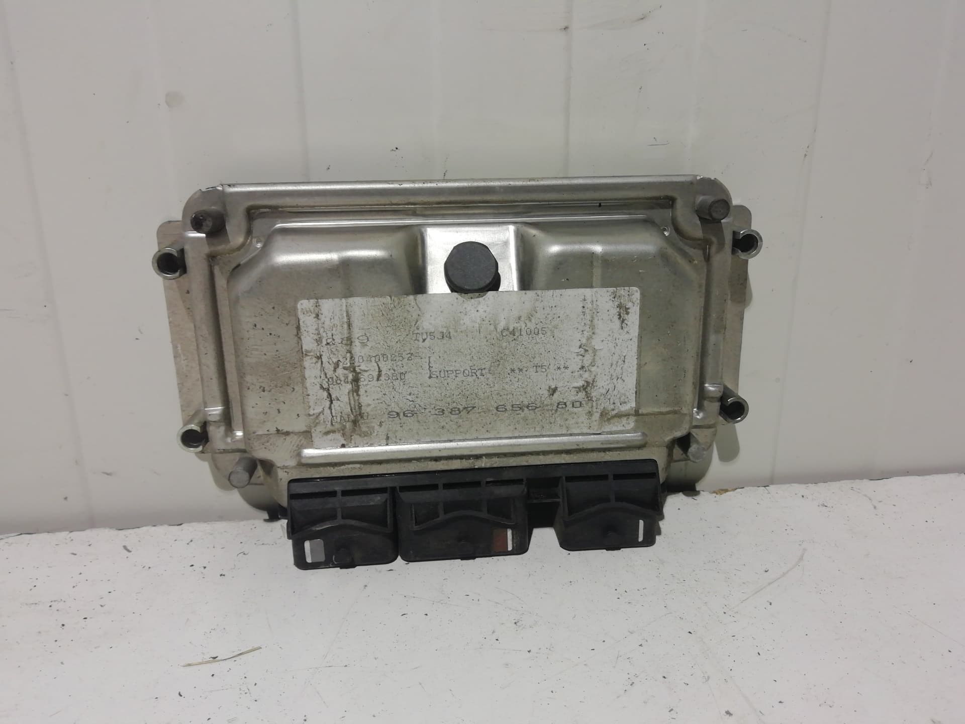 Centralita motor uce PEUGEOT 307 (S1) 3