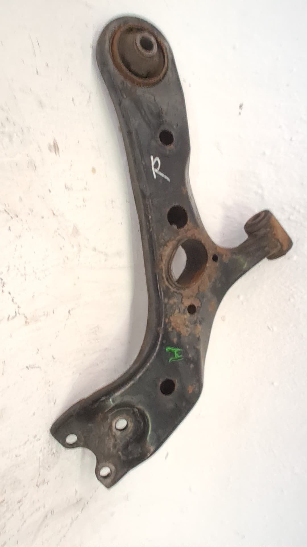 Brazo suspension inferior delantero derecho TOYOTA RAV 4 (A3)