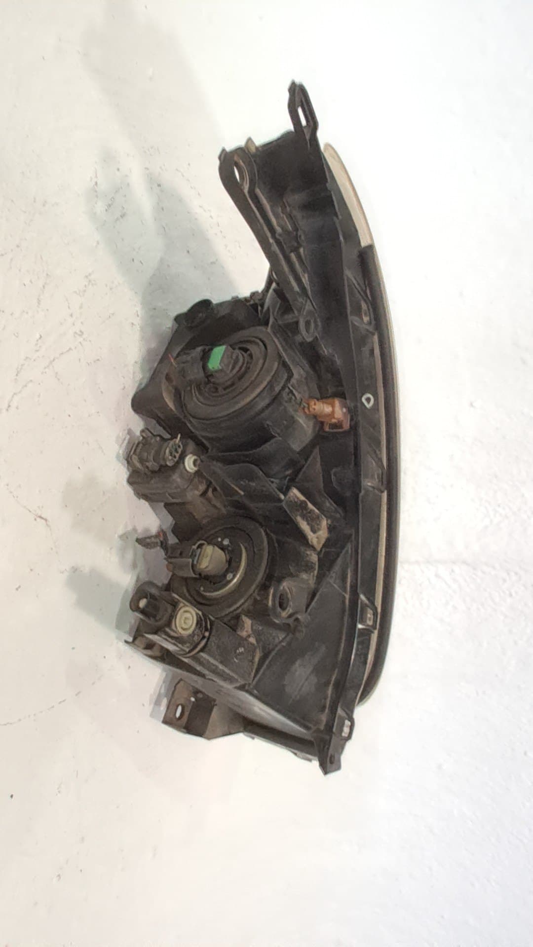 Faro izquierdo TOYOTA RAV 4 (A3) 2