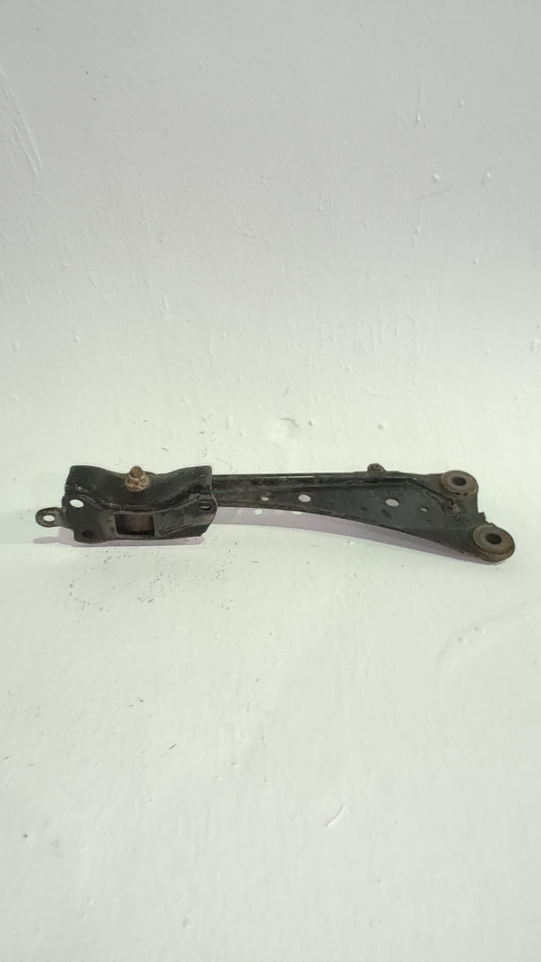 Brazo suspension superior trasero izquierdo TOYOTA RAV 4 (A3)