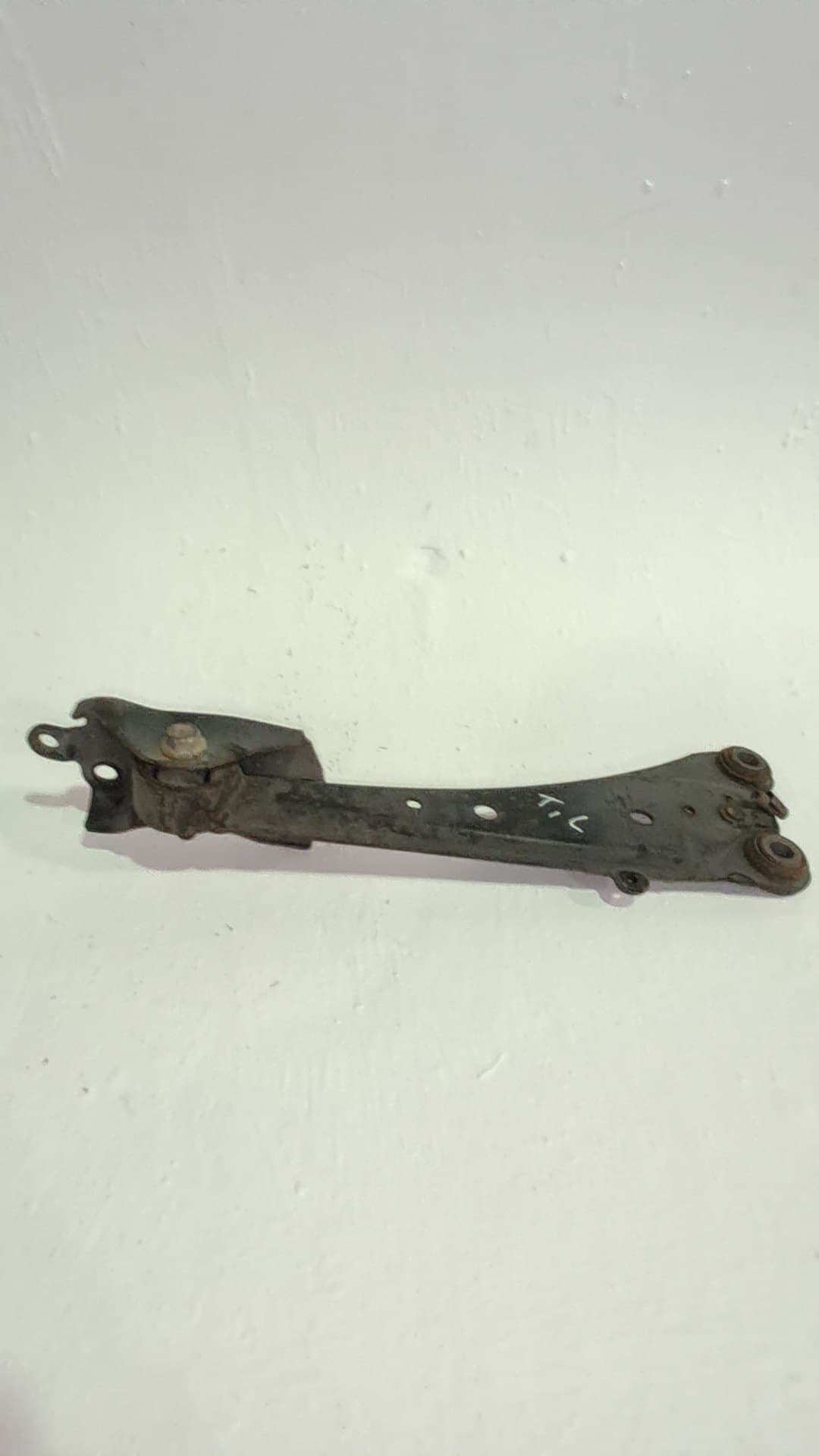 Brazo suspension superior trasero izquierdo TOYOTA RAV 4 (A3) 2