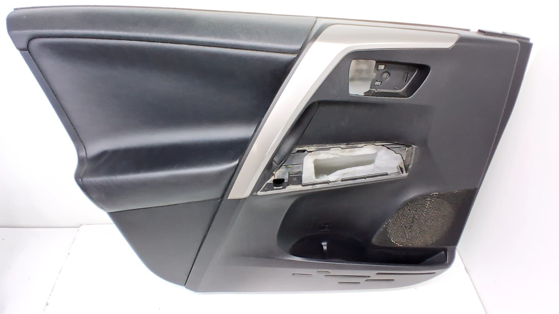 Recambio TOYOTA RAV 4 ref. 6762042B90C2 4
