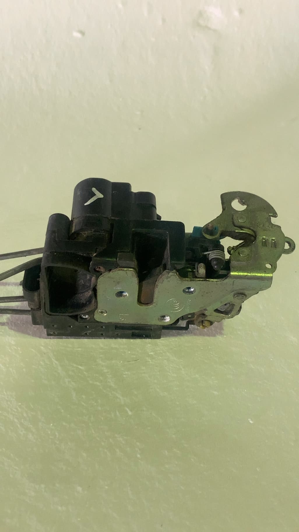 Cerradura puerta delantera izquierda CHEVROLET AVEO