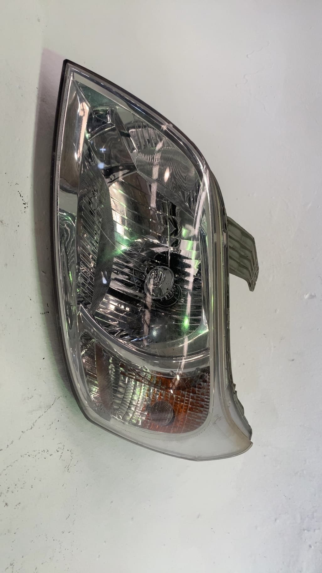 Faro izquierdo CHEVROLET AVEO