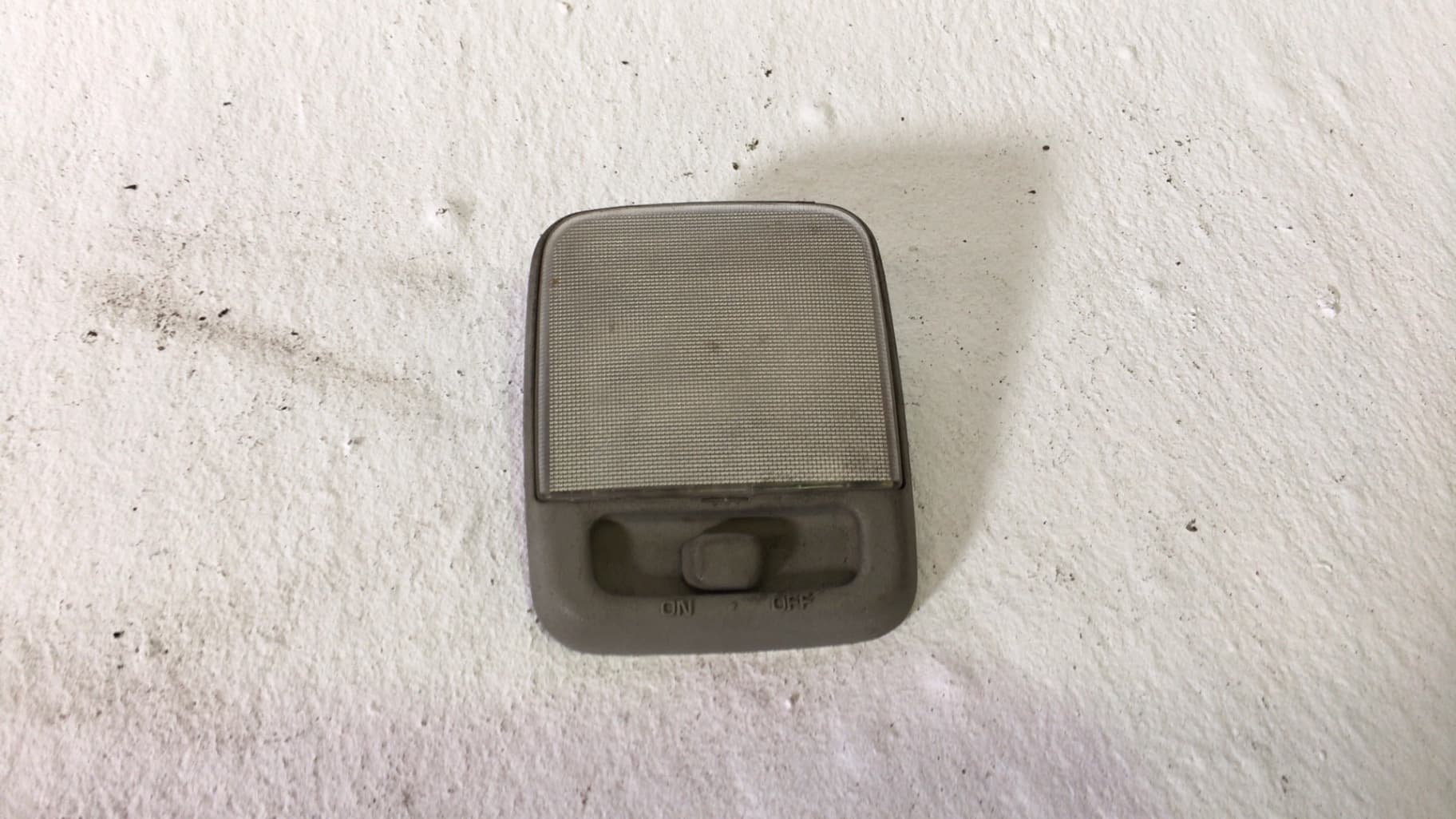 Luz interior NISSAN NAVARA PICK-UP (D40M)