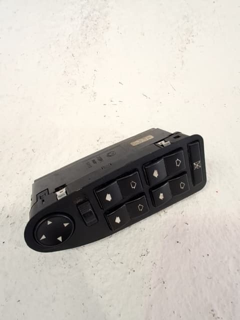 Mando elevalunas delantero izquierdo BMW SERIE 5 BERLINA (E39)
