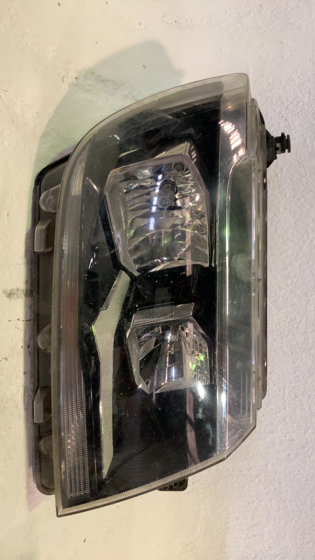 Faro derecho VOLKSWAGEN CRAFTER
