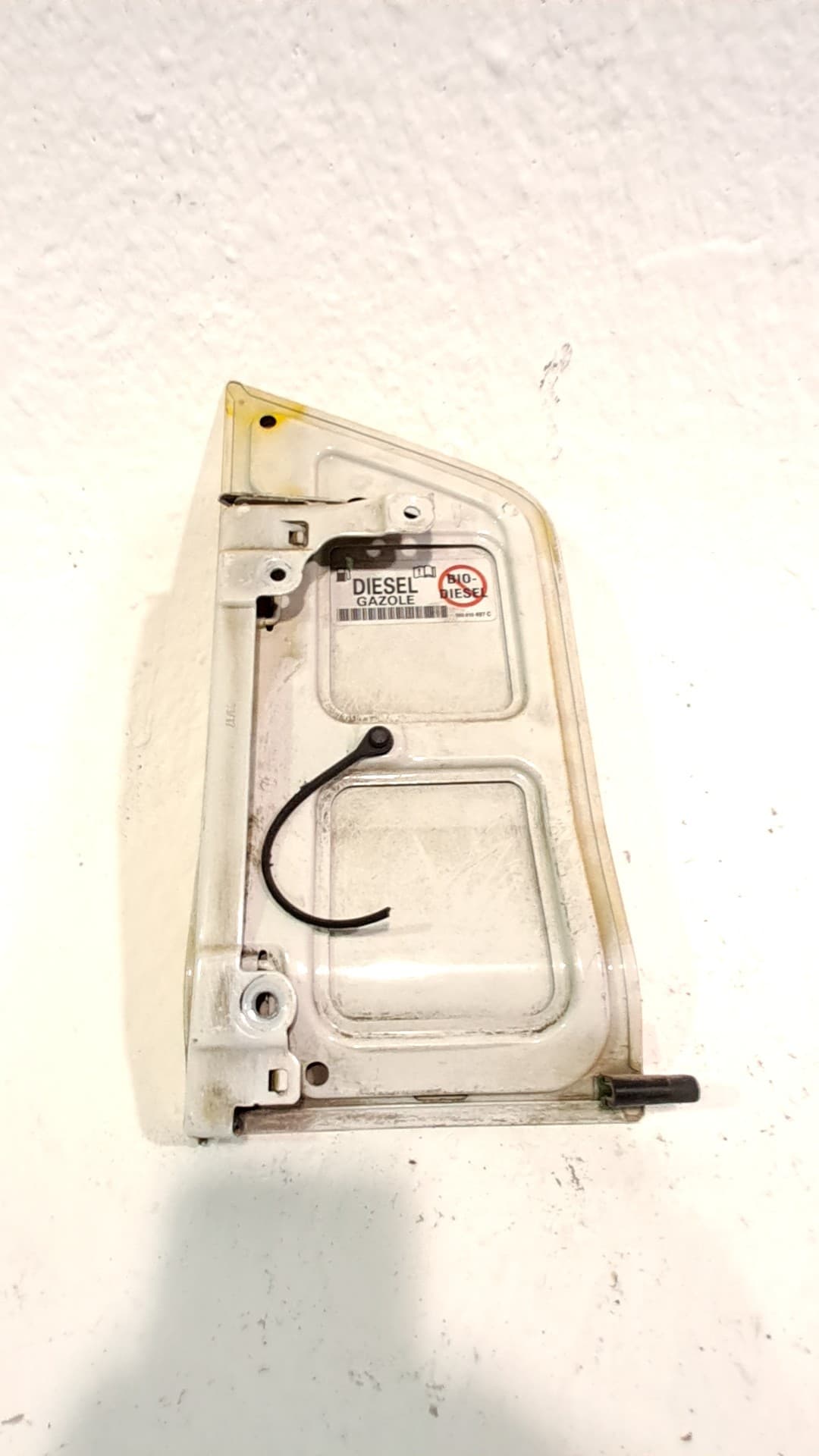 Tapa exterior combustible VOLKSWAGEN CRAFTER 2